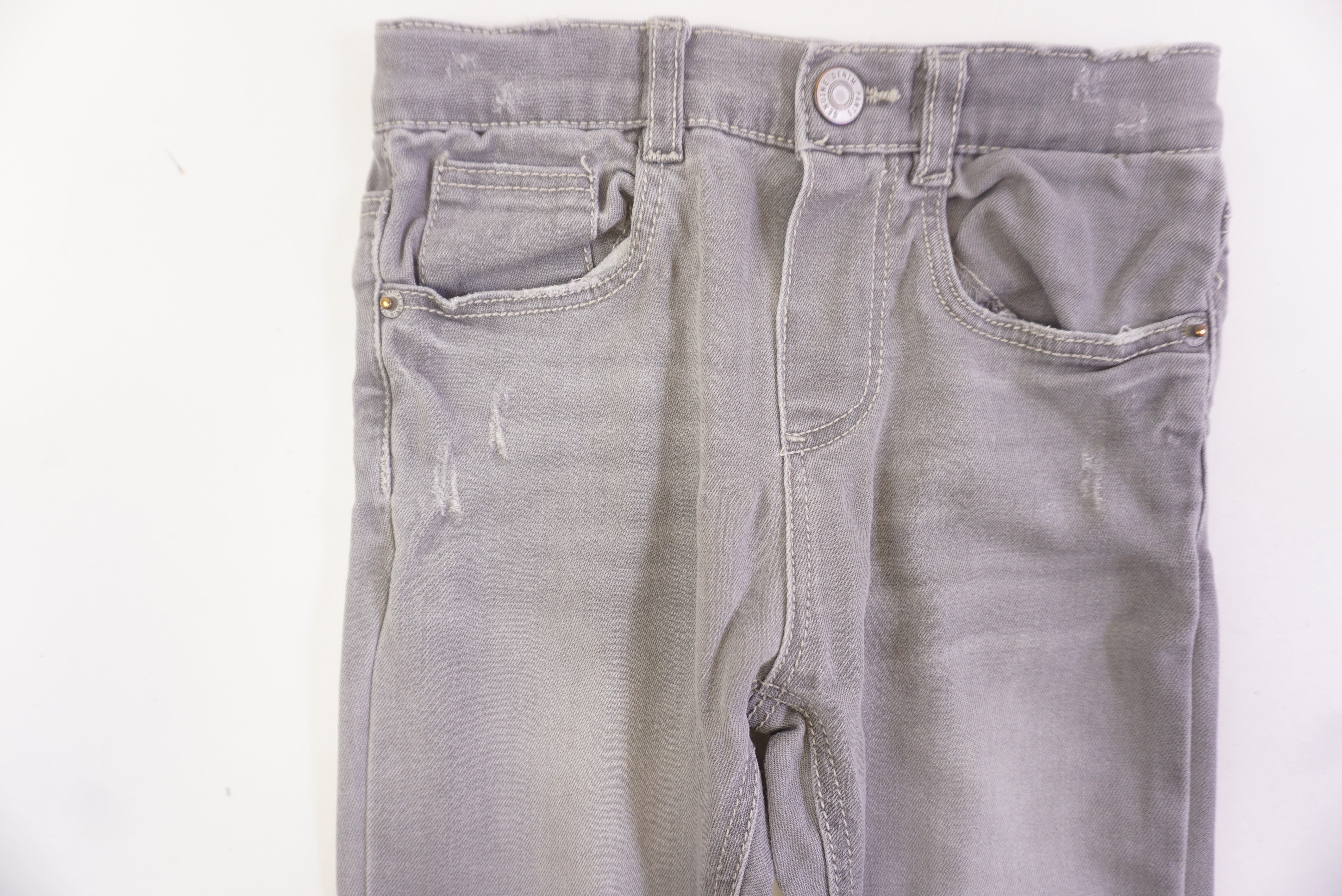 Jean Gris - 18/24 mois