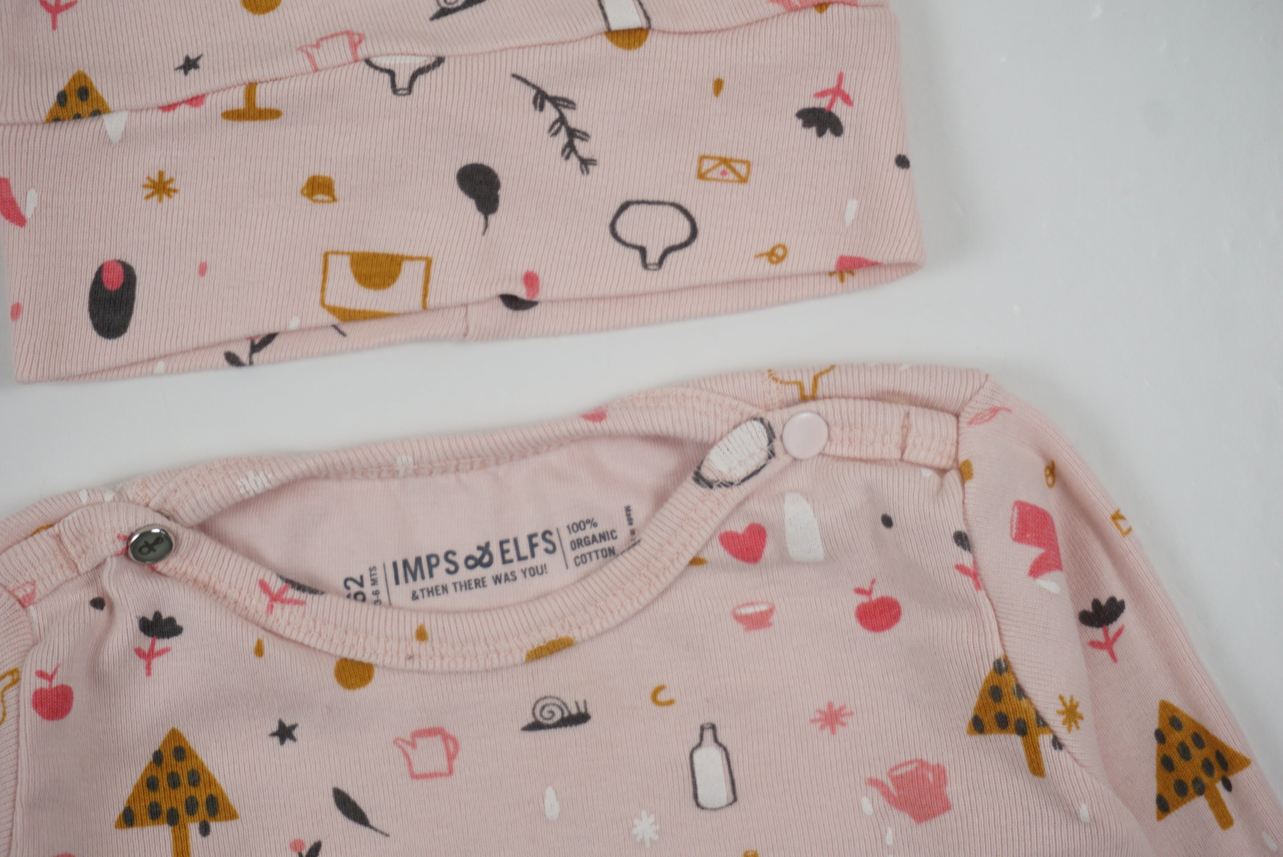 Ensemble T-shirt et bonnet Rose - 3/6 mois