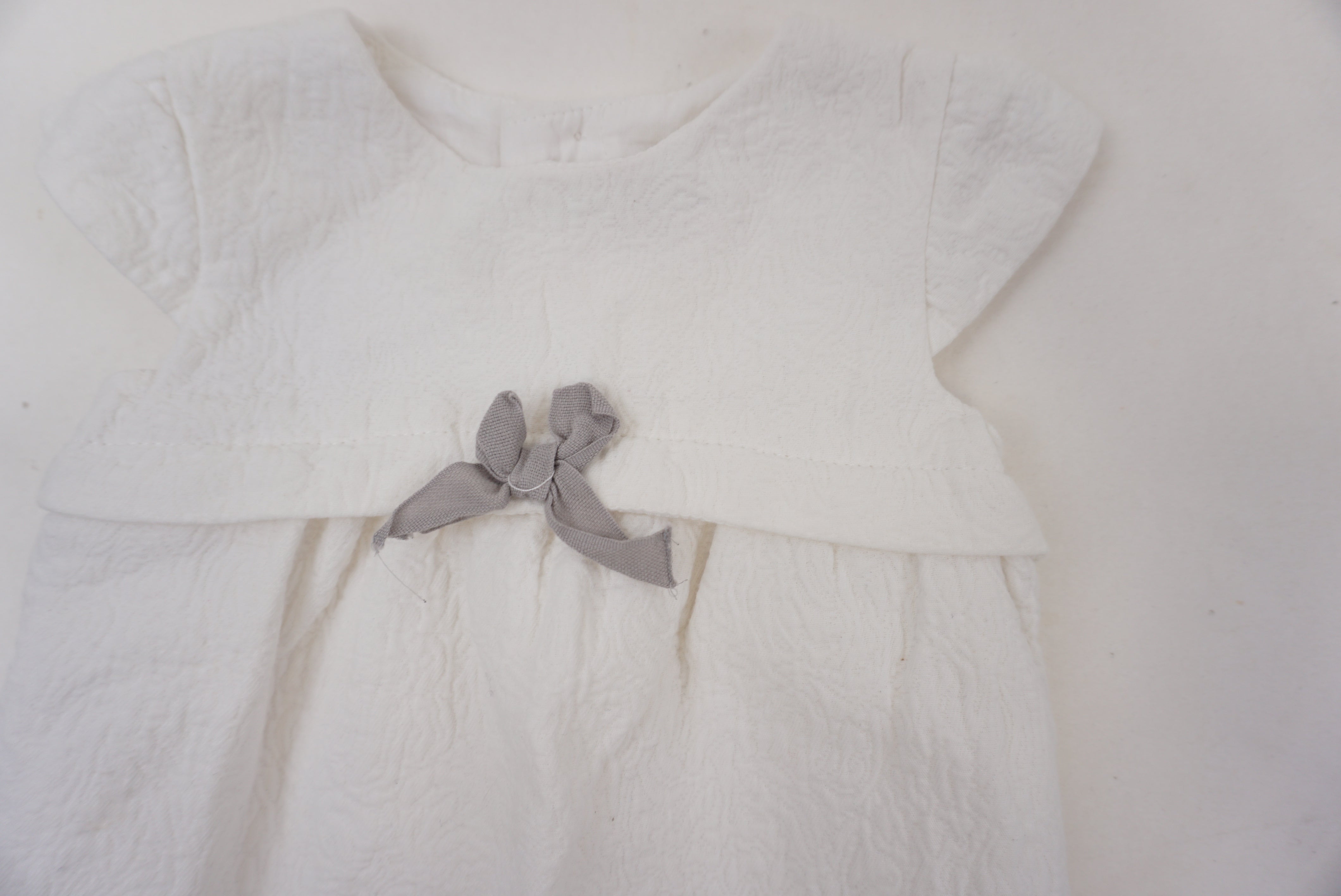 Robe Blanc - 6/9 mois