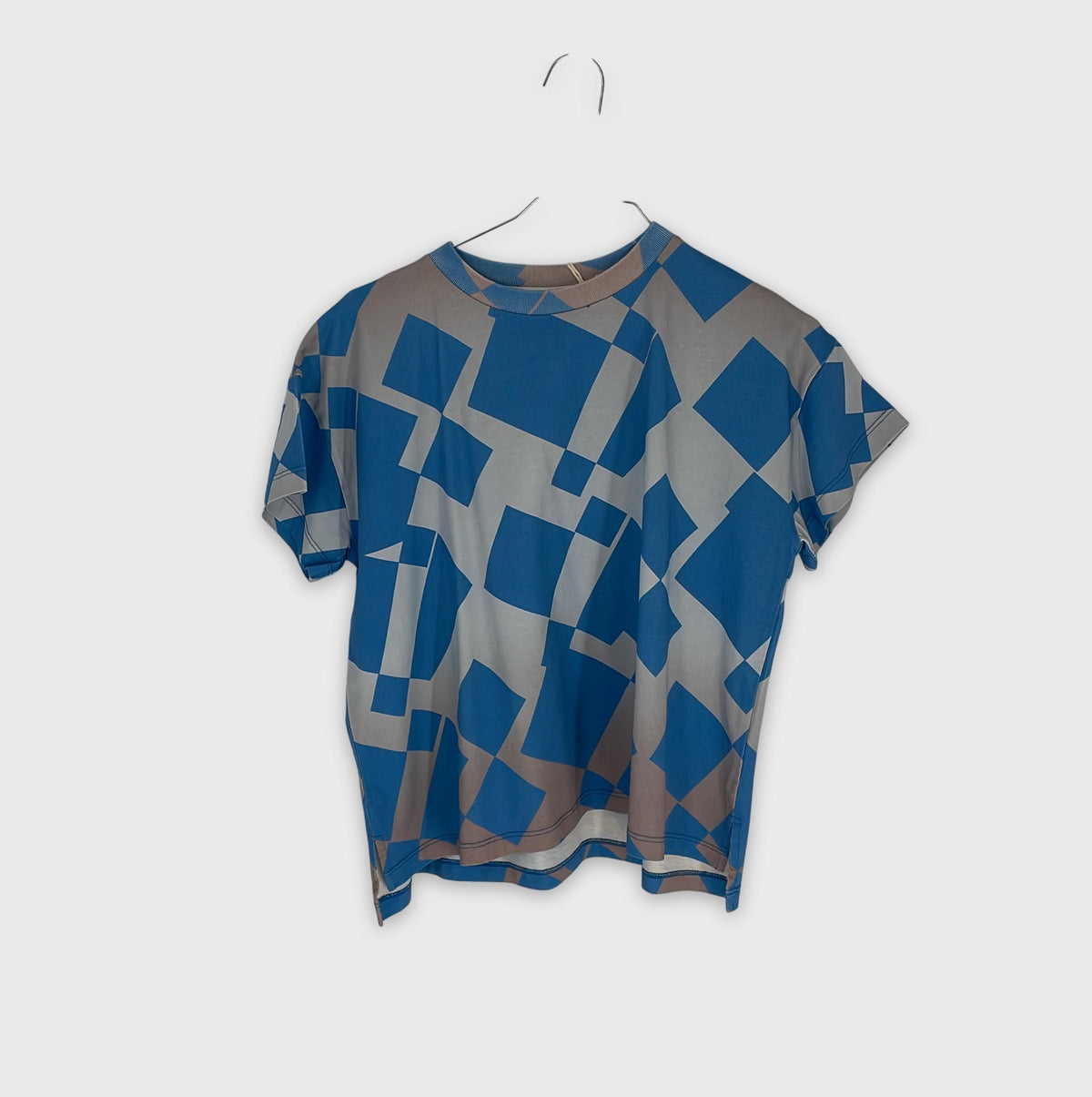 0-main story - T-shirt - 6Y