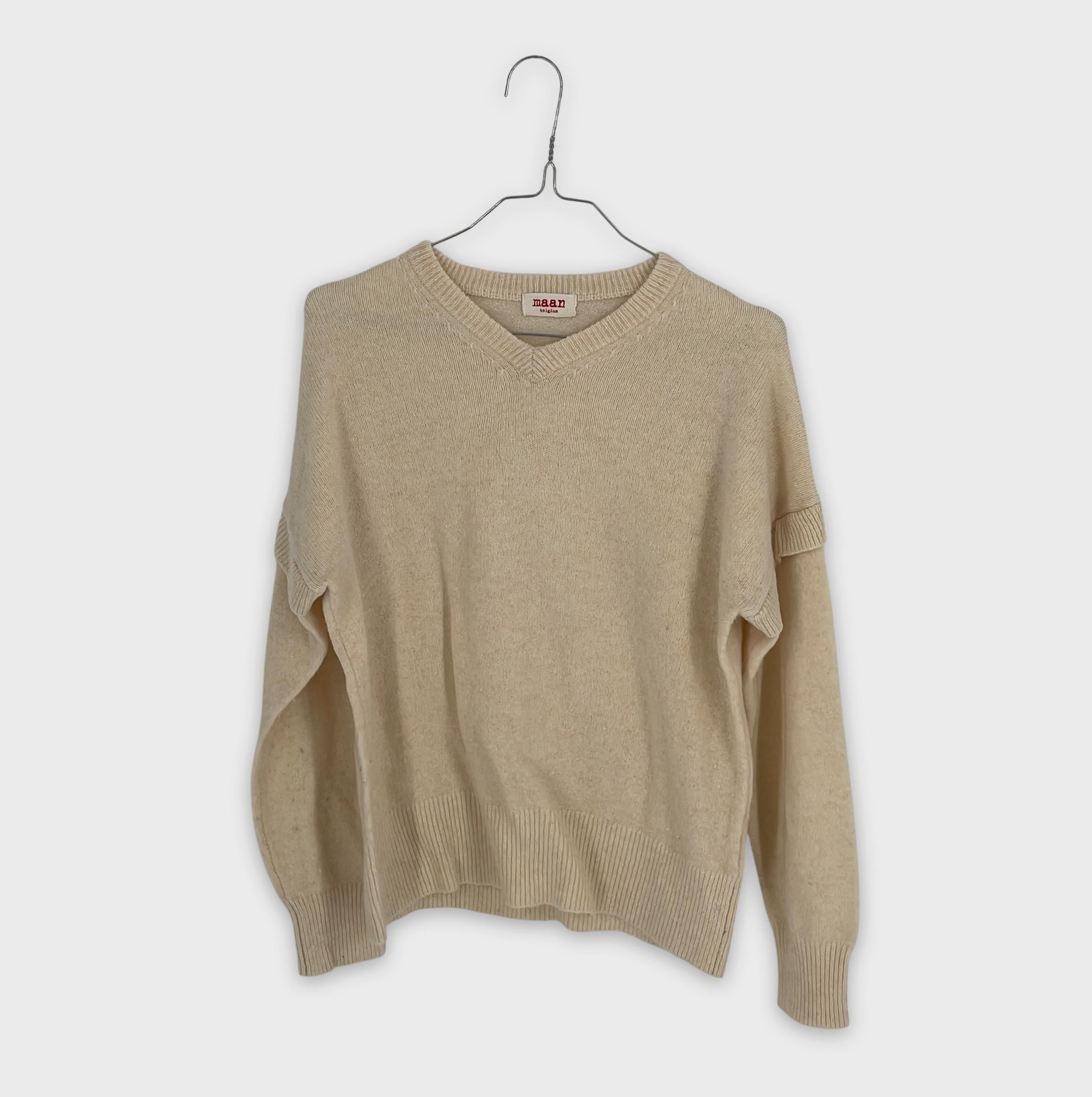 0-Maan - Pull col V - Taille Inconnue