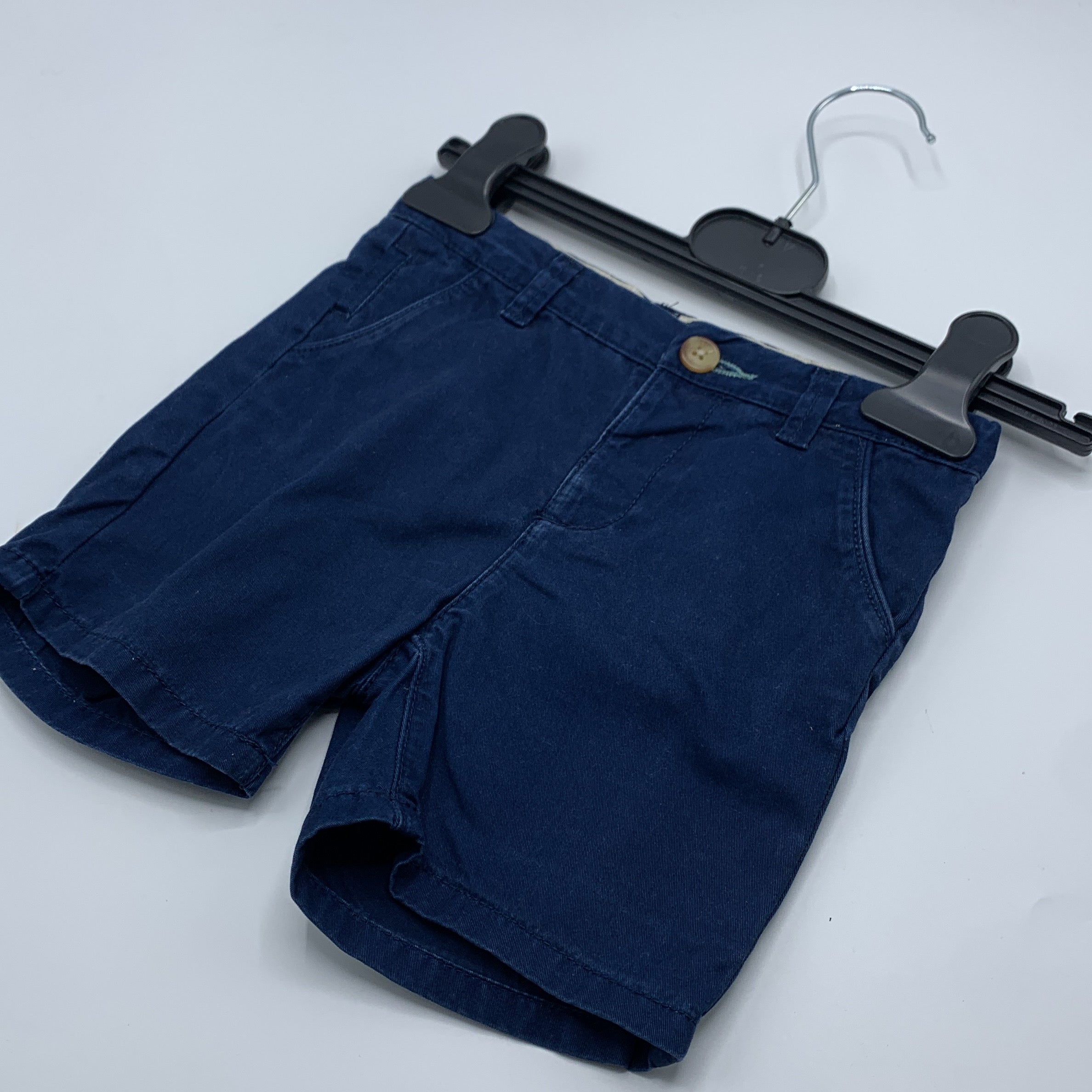1-Short ZARA bleu marine 👖