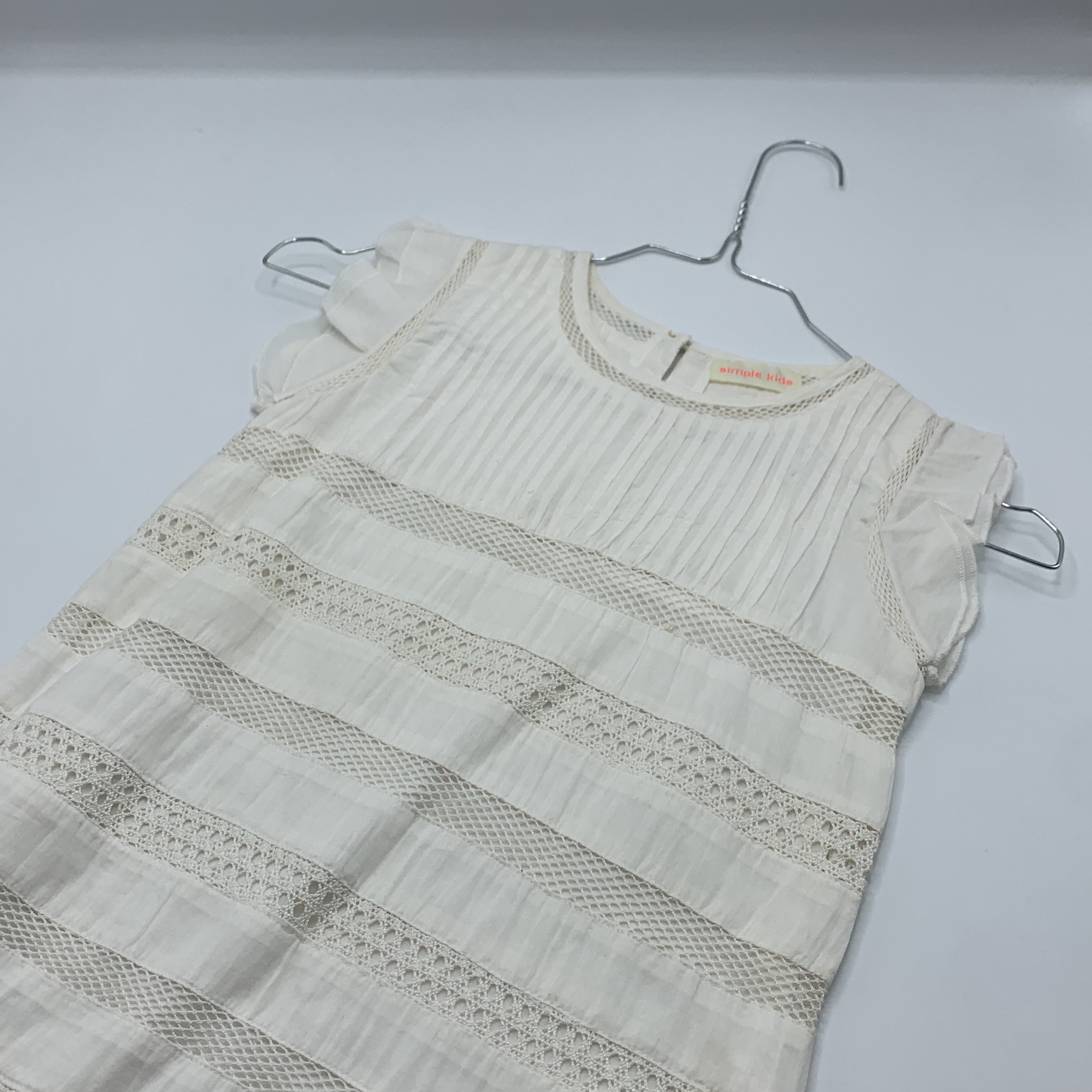 1-Robe Simple Kids, taille 6 ans, blanche ajourée ✨