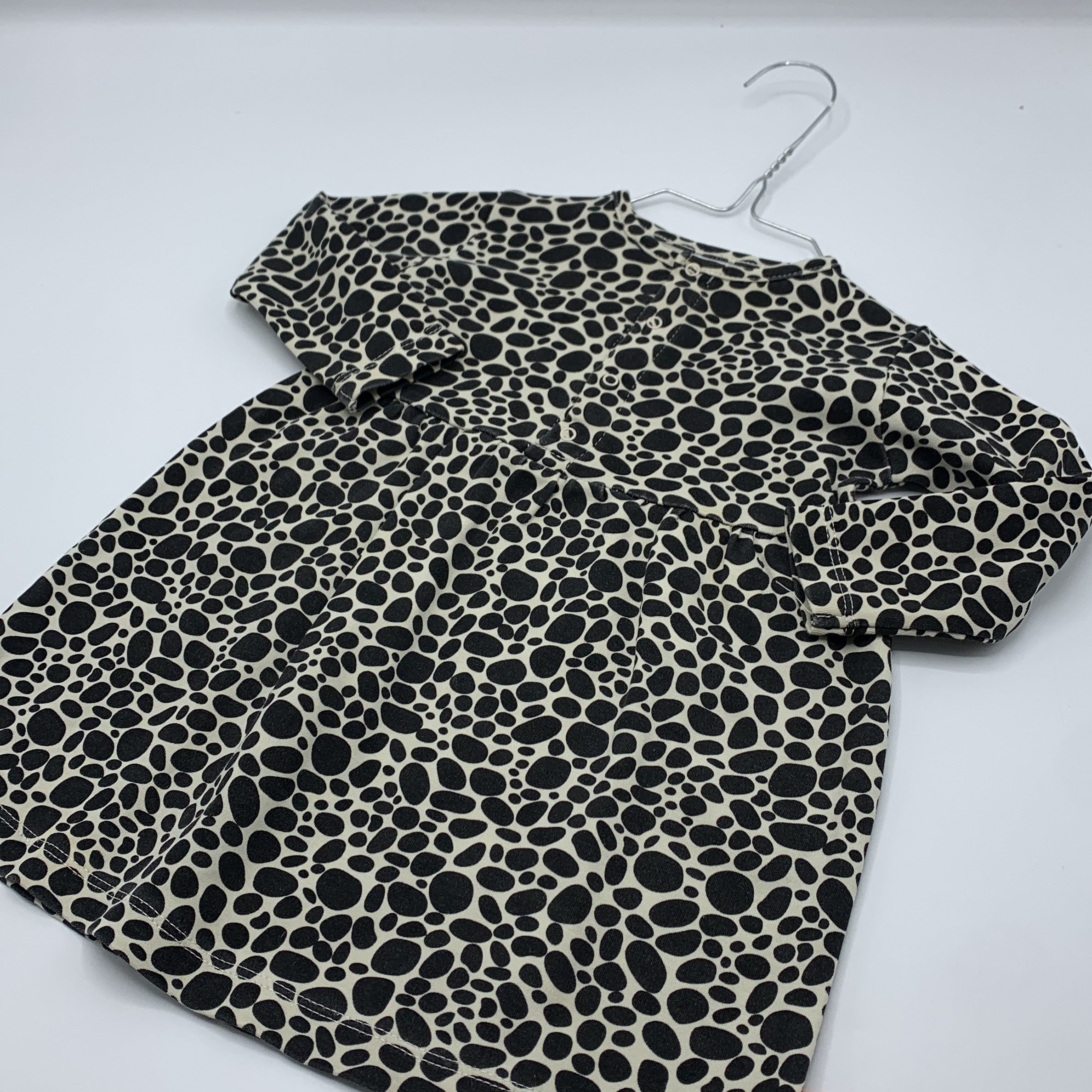 1-Robe Tinycottons à pois noirs et blancs ⚪⚫