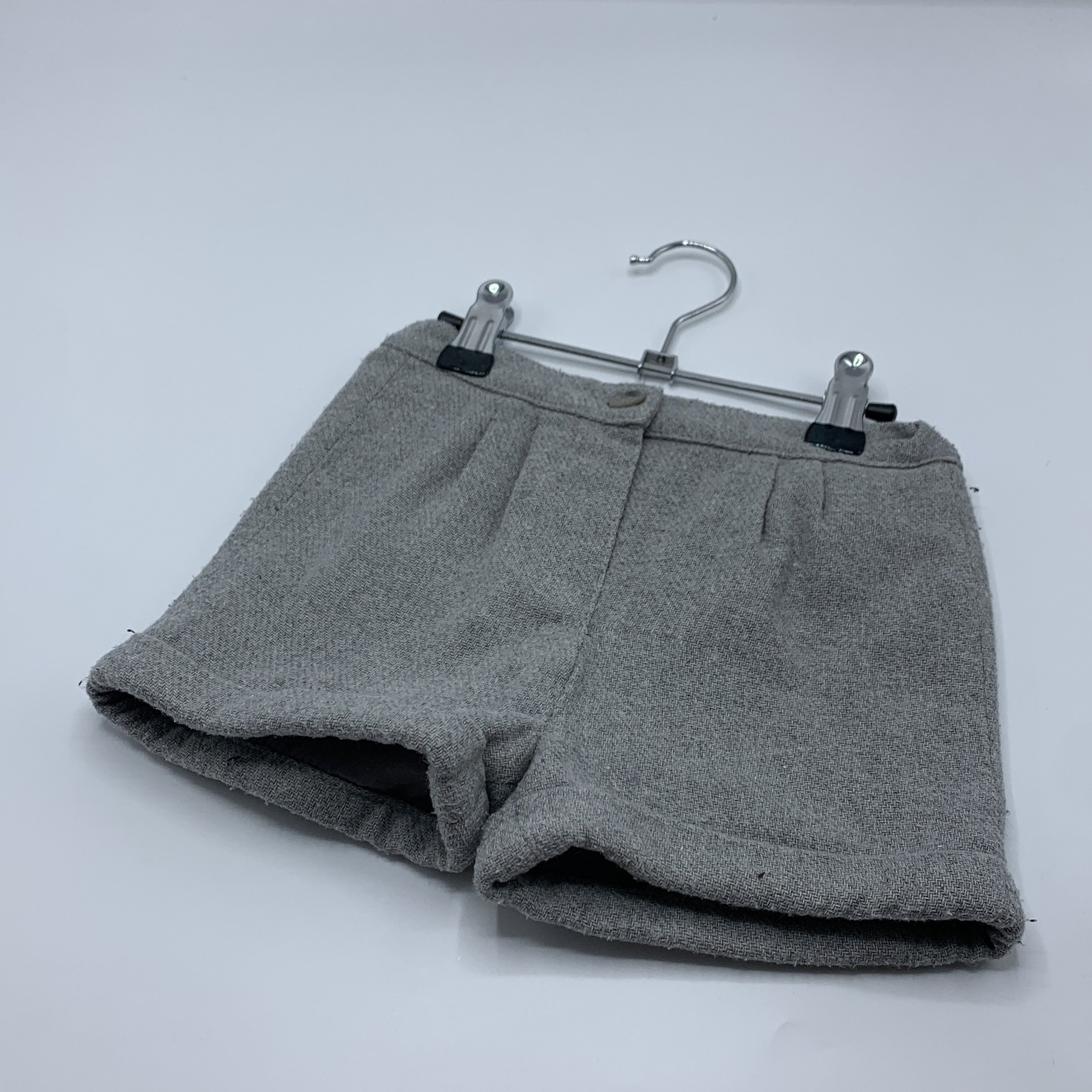 1-Short CYRILLUS Paris, gris chiné, 18M