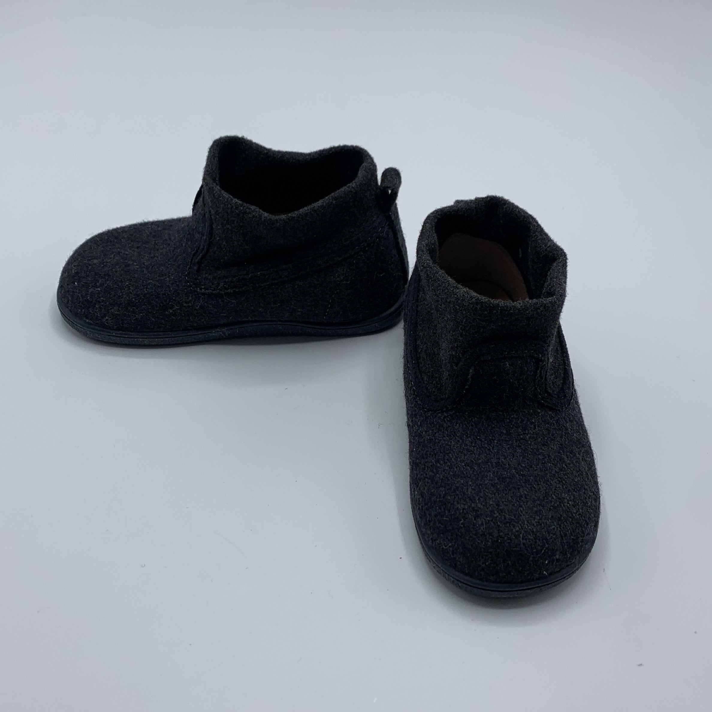 1-Chaussons Jacadi Paris, modèle inconnu 🧸