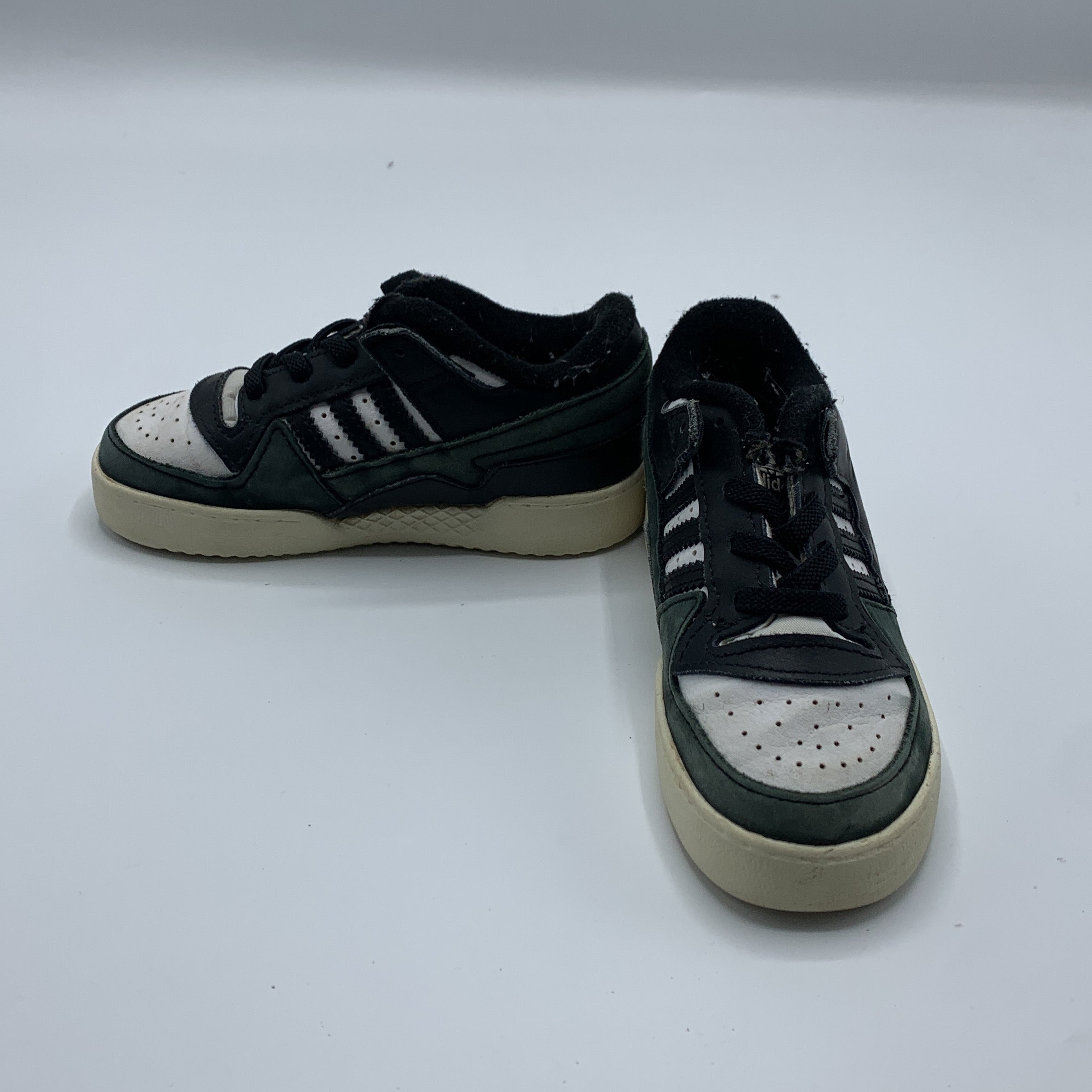 1-Adidas - Baskets - 26