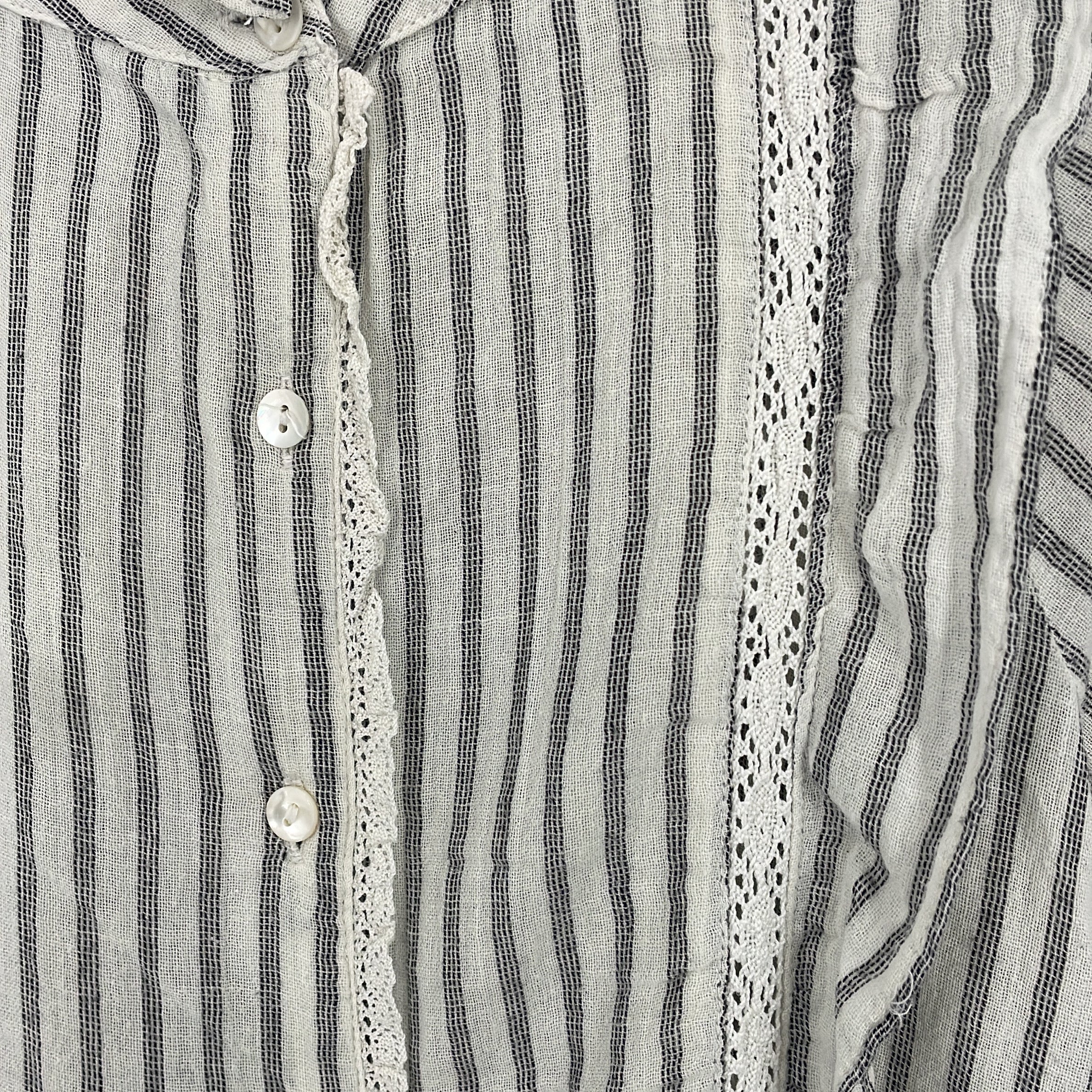 1-Bonton - Chemise rayée - Taille 6 ans