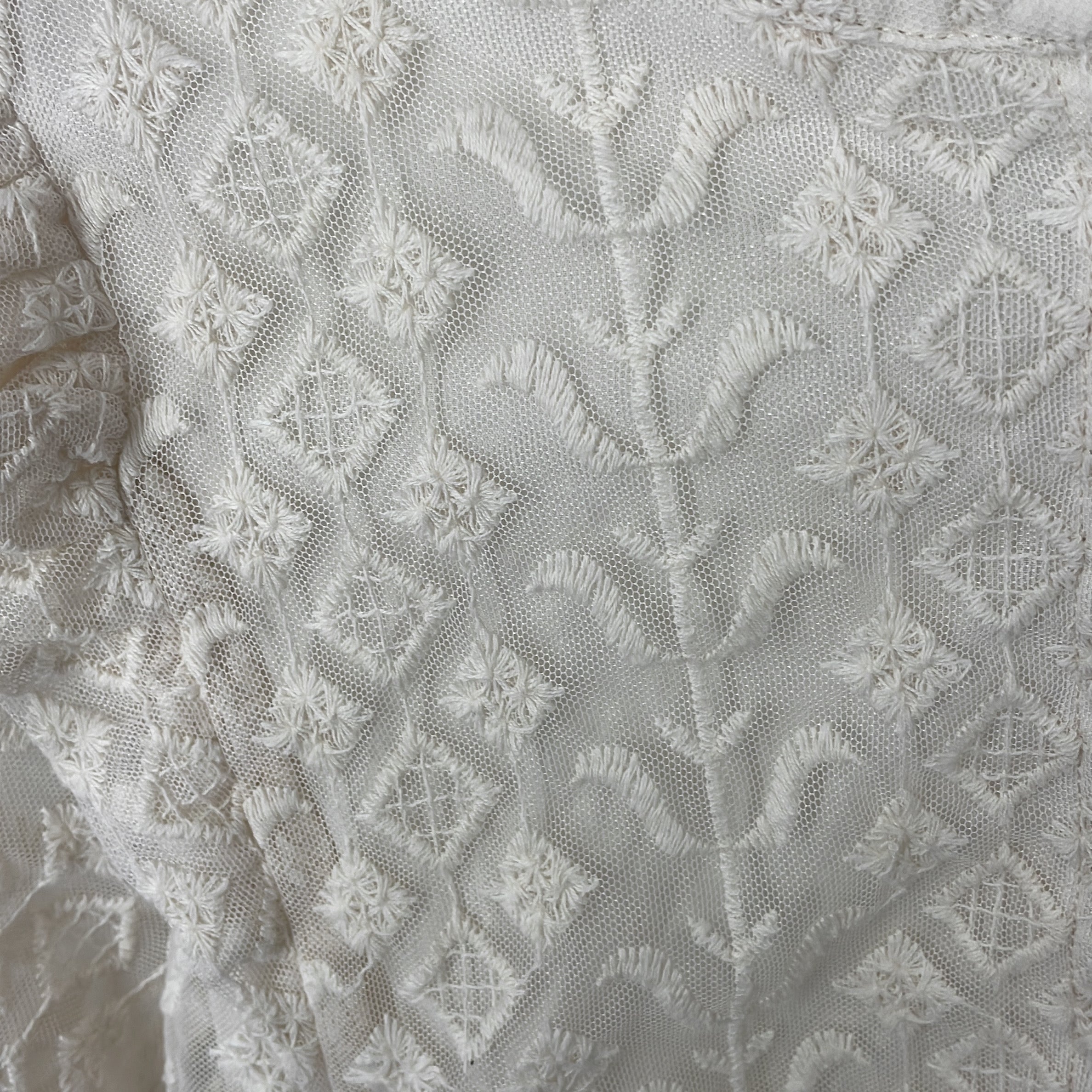 1-ZARA - Blouse brodée - 9 ans