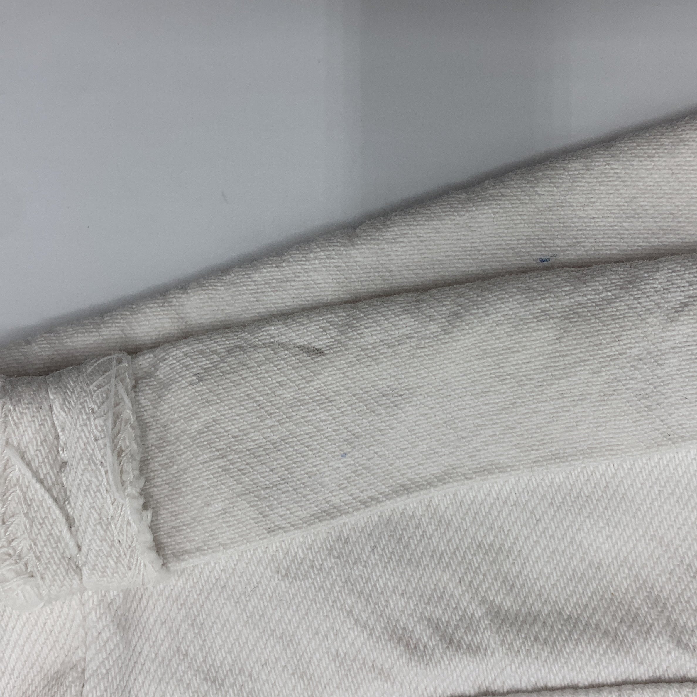 2-Short ZARA, taille 9 ans, couleur blanc 🩳