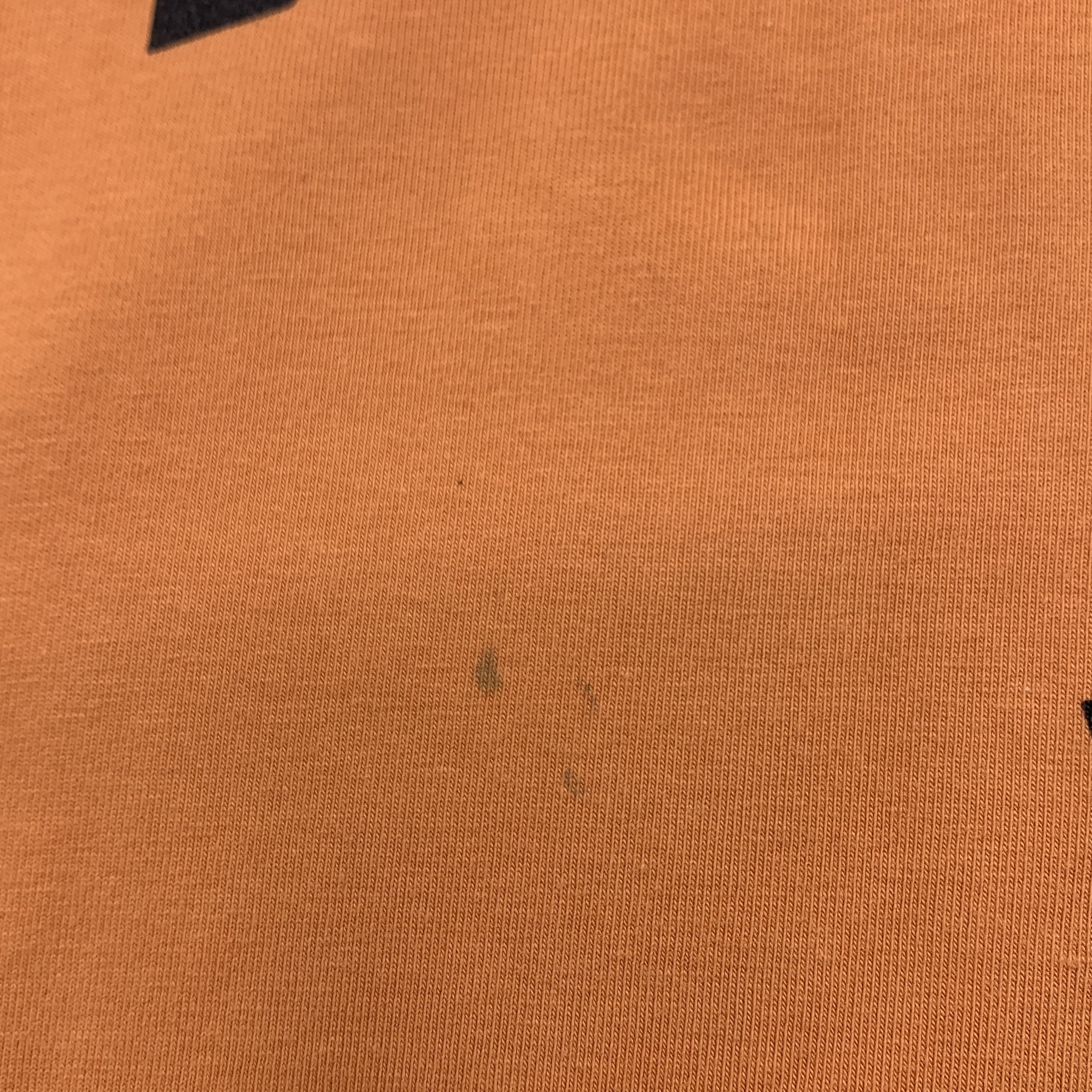 2-T-shirt Tinycottons, motif taches noires, poches plaquées 👕