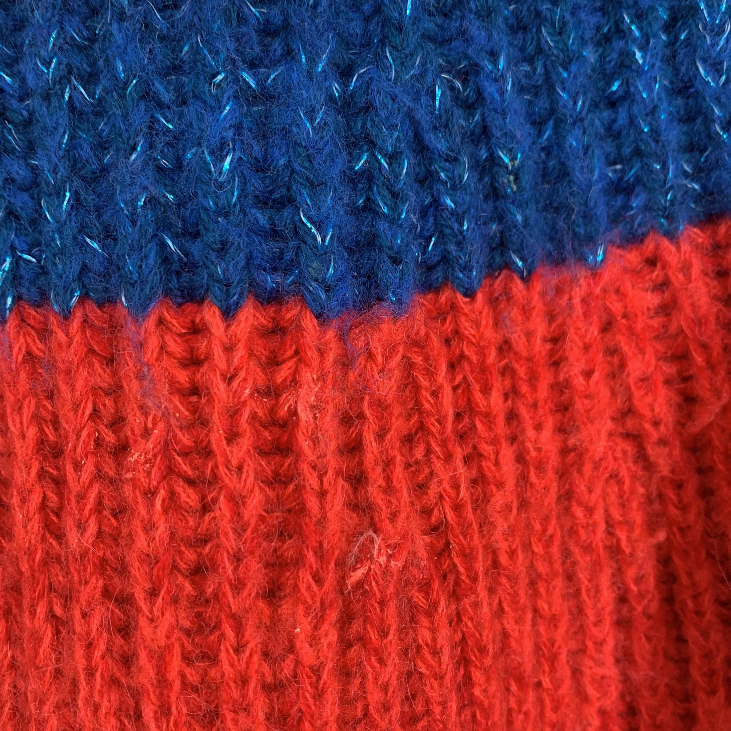 2-American Outfitters - Pull - 4