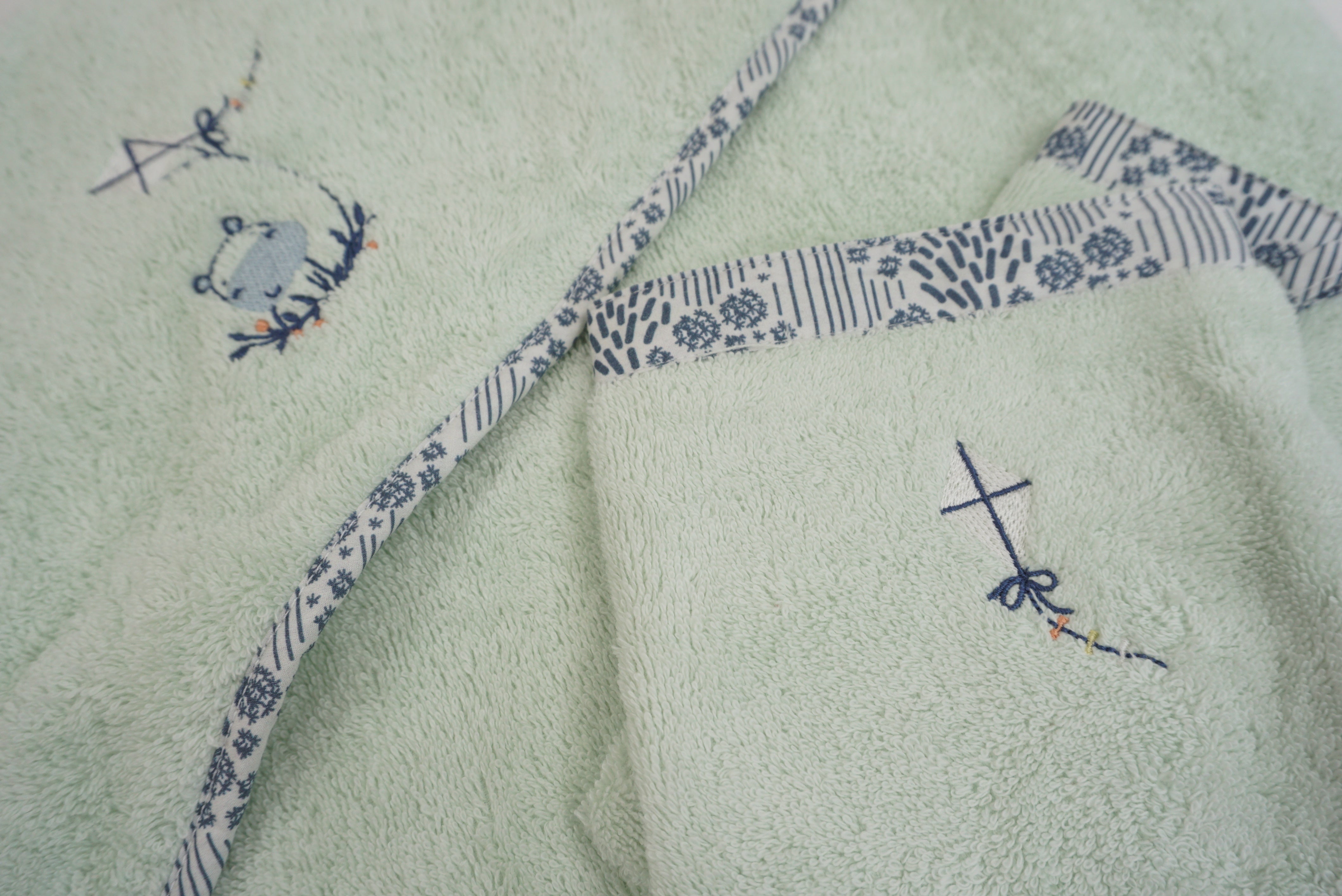 Sortie de bain et gants de toilettes Vert