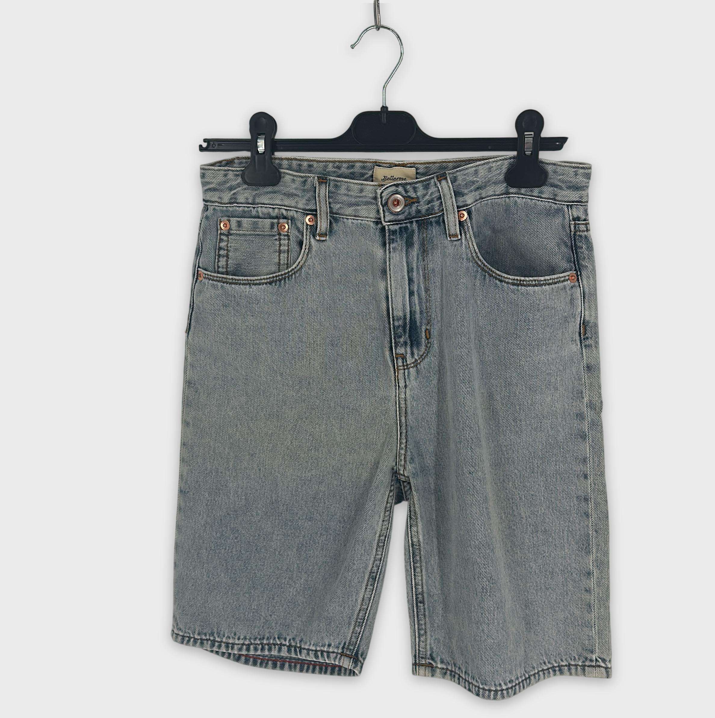 0-Short Bellerose 14 ans