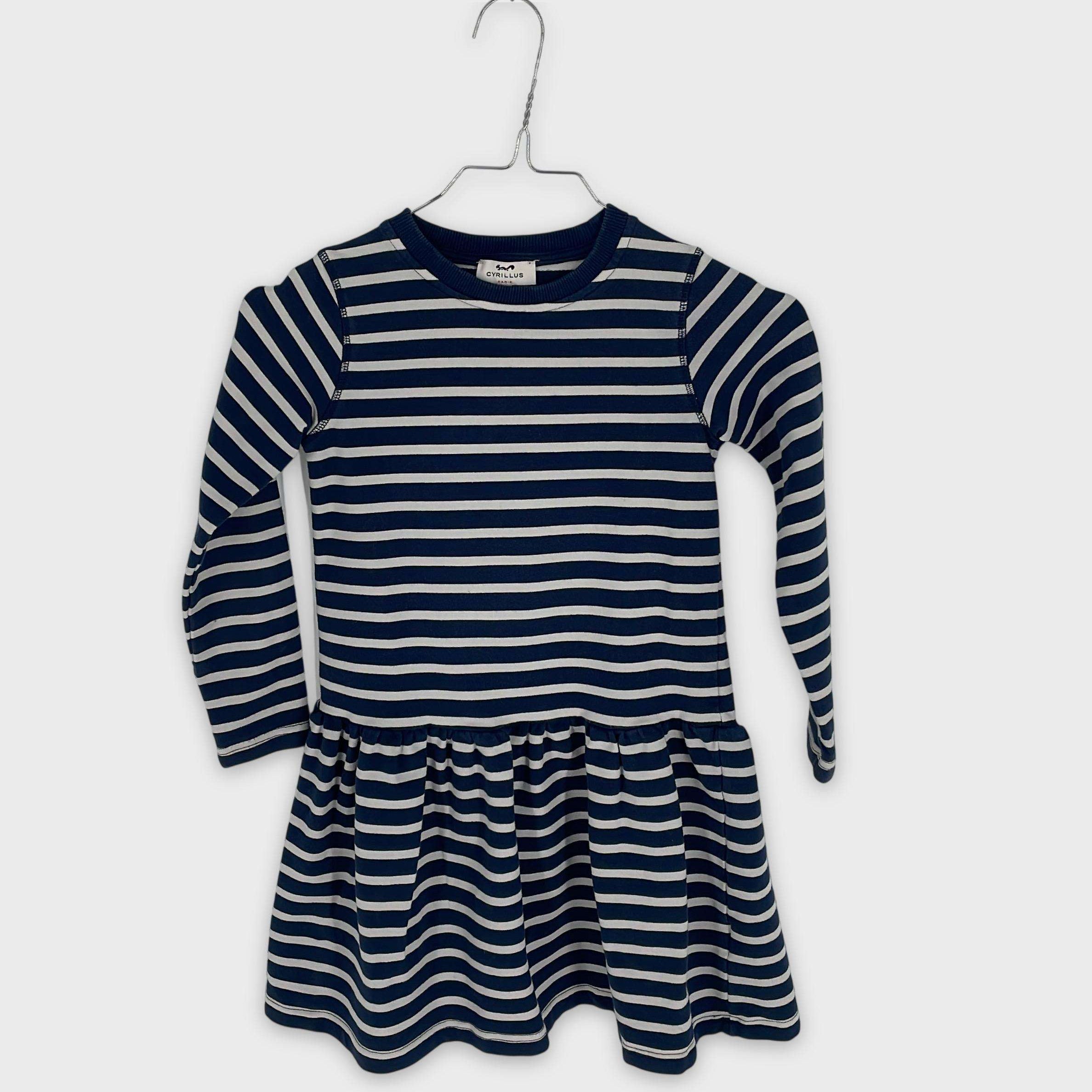0-Robe Cyrillus 8 ans