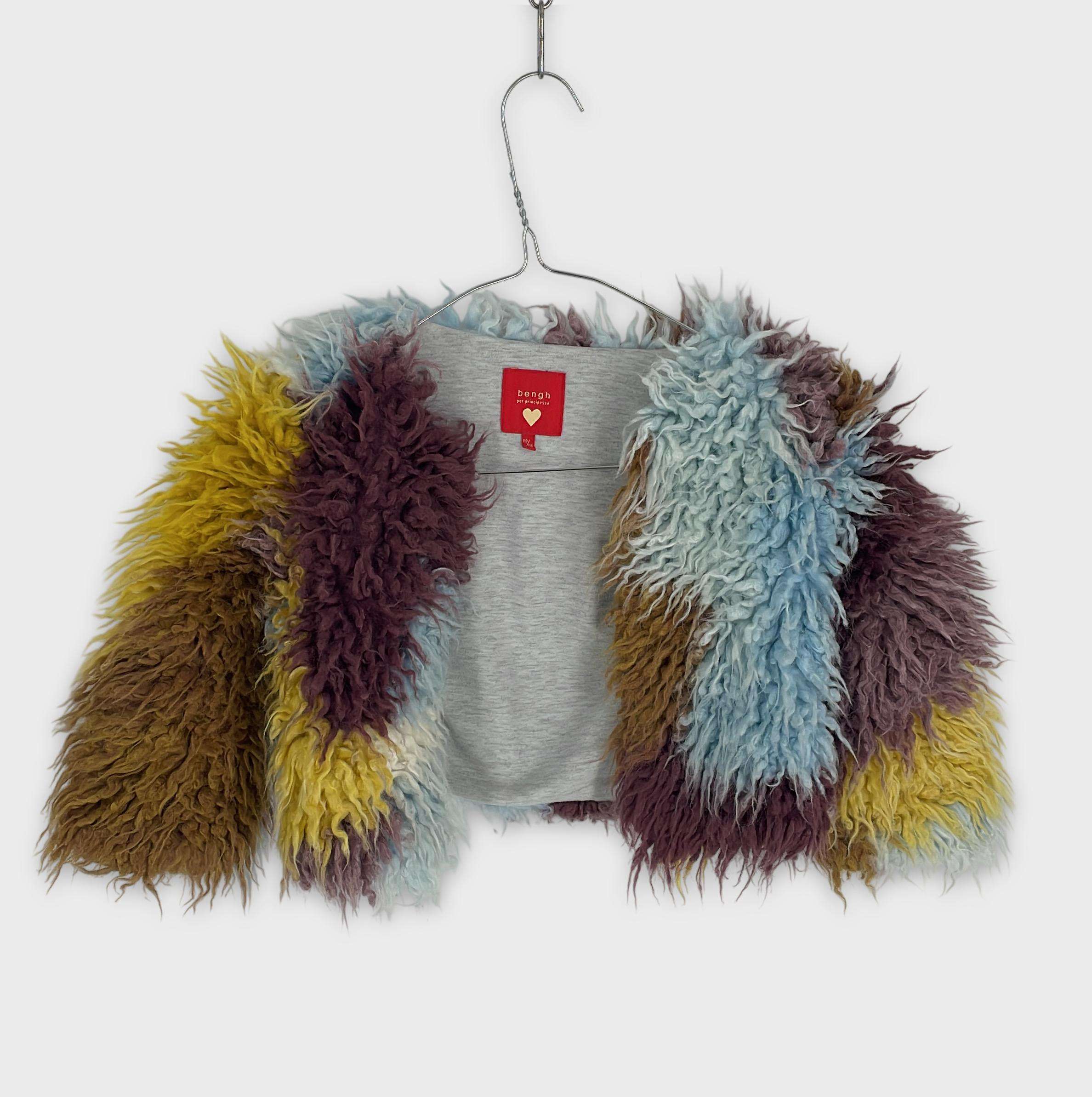 0-Veste/manteau Marque Inconnue 5-6 Ans