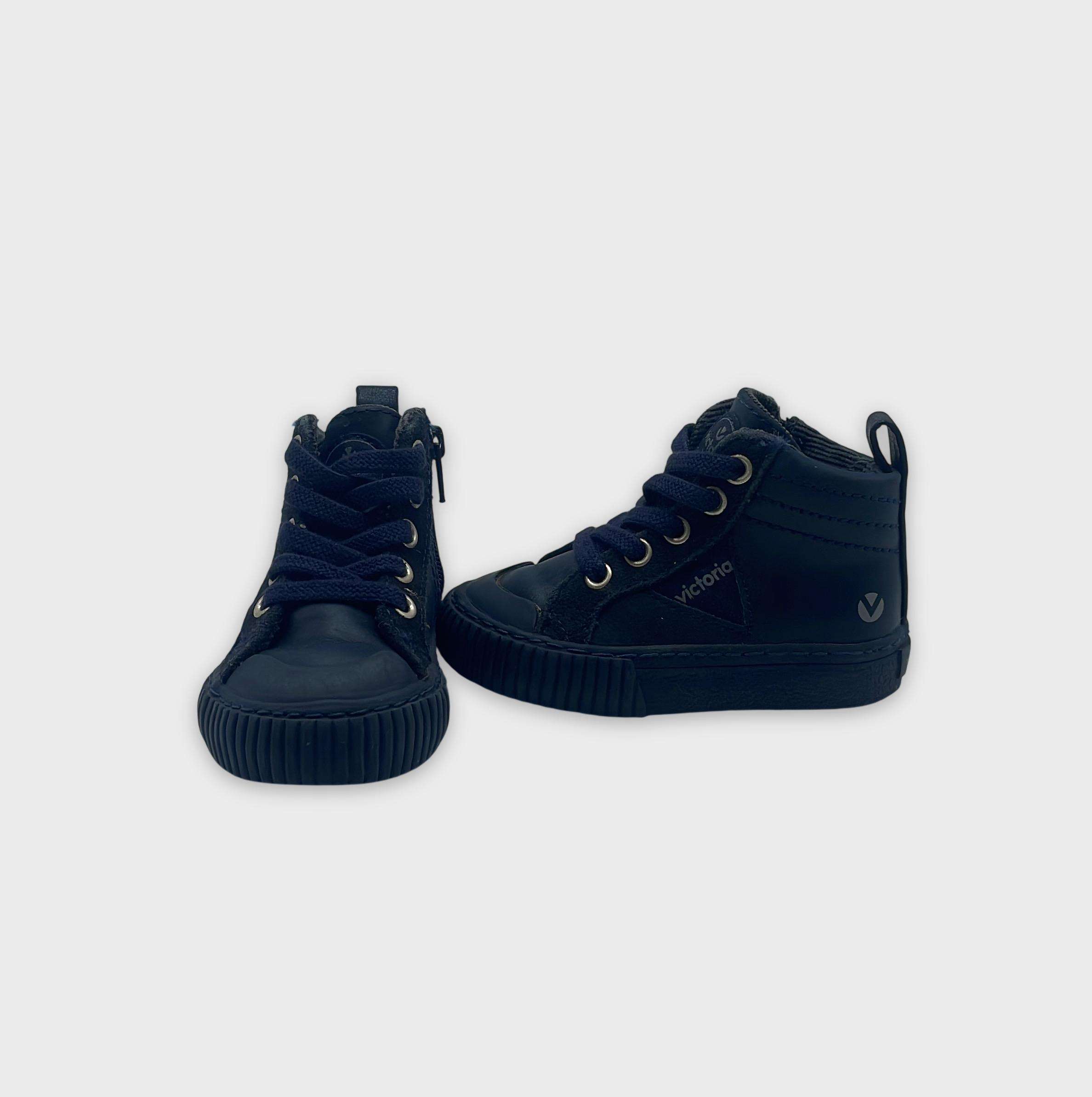 0-Chaussures Victoria Taille 22