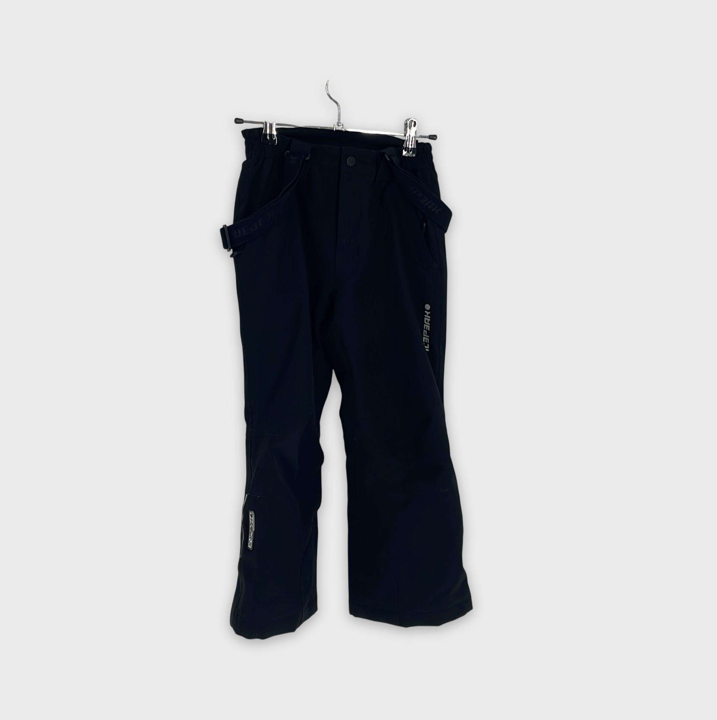 0-Veste/combinaison de ski Marque Inconnue 5-6 Ans