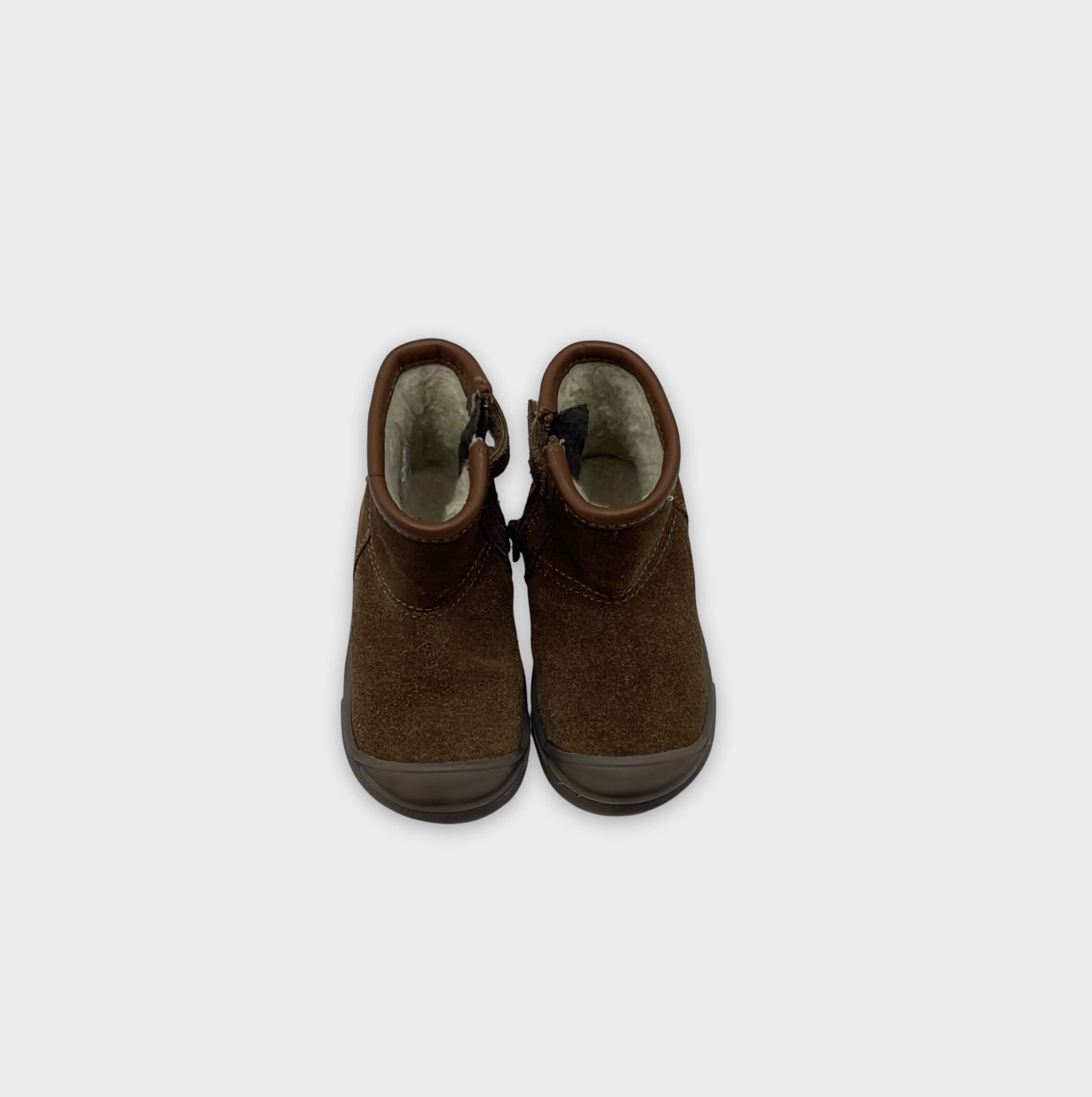 0-Chaussures Marque Inconnue Taille 20