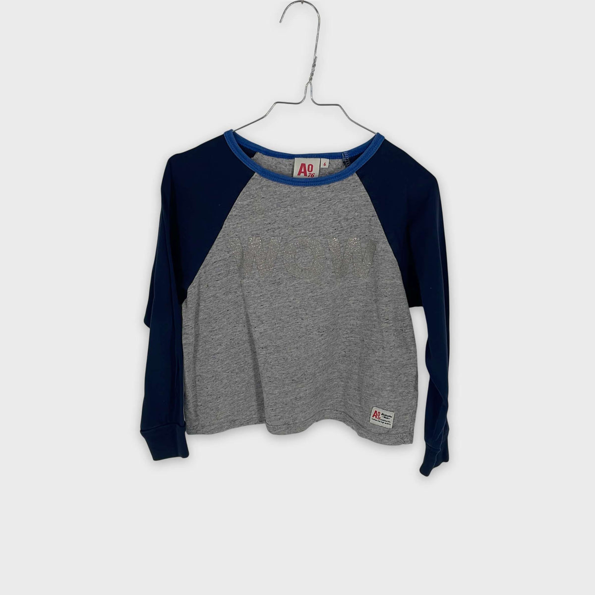 0-T-shirt manches longues Marque Inconnue 6 ans