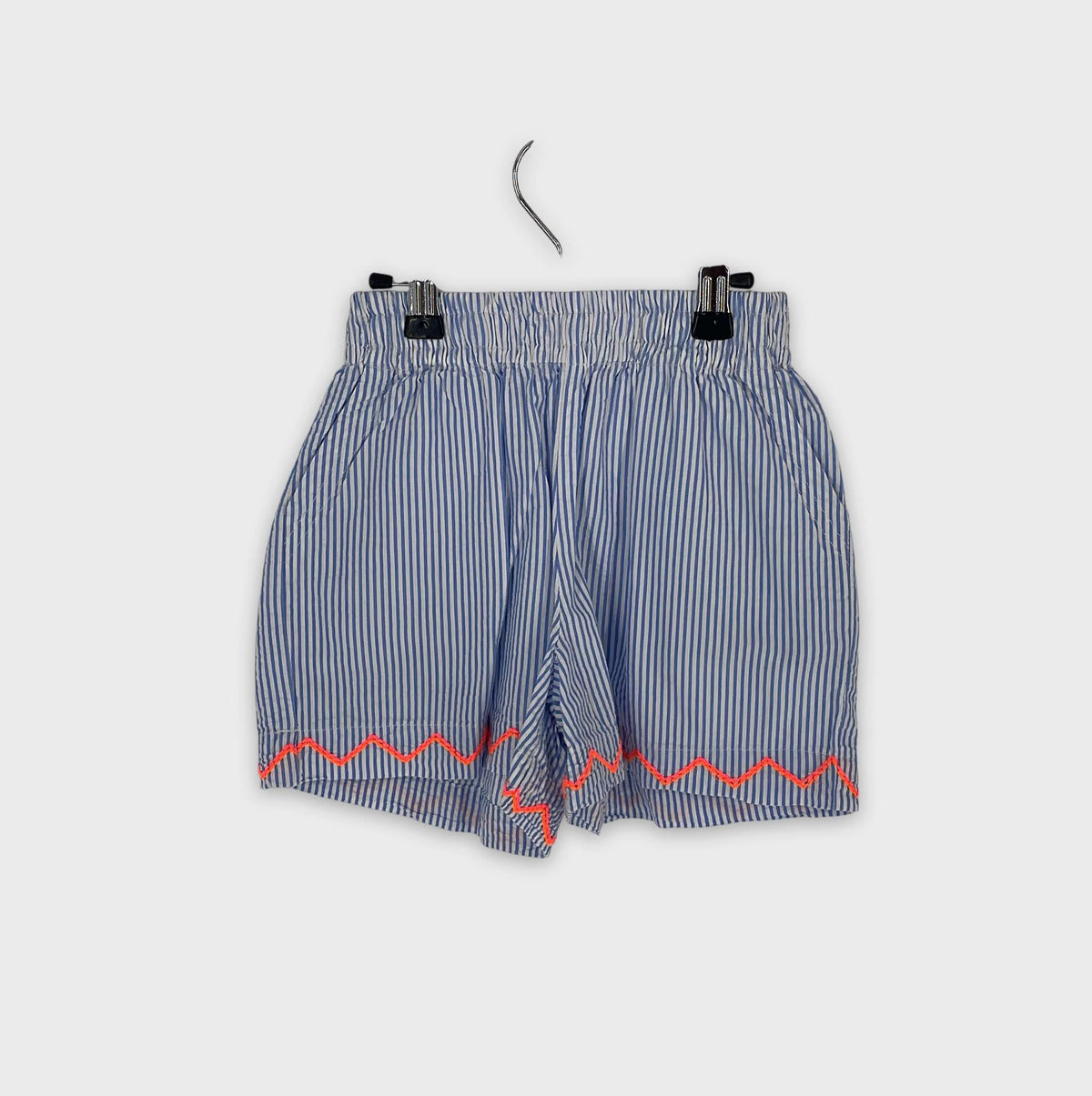 0-Short Marque Inconnue 4 ans