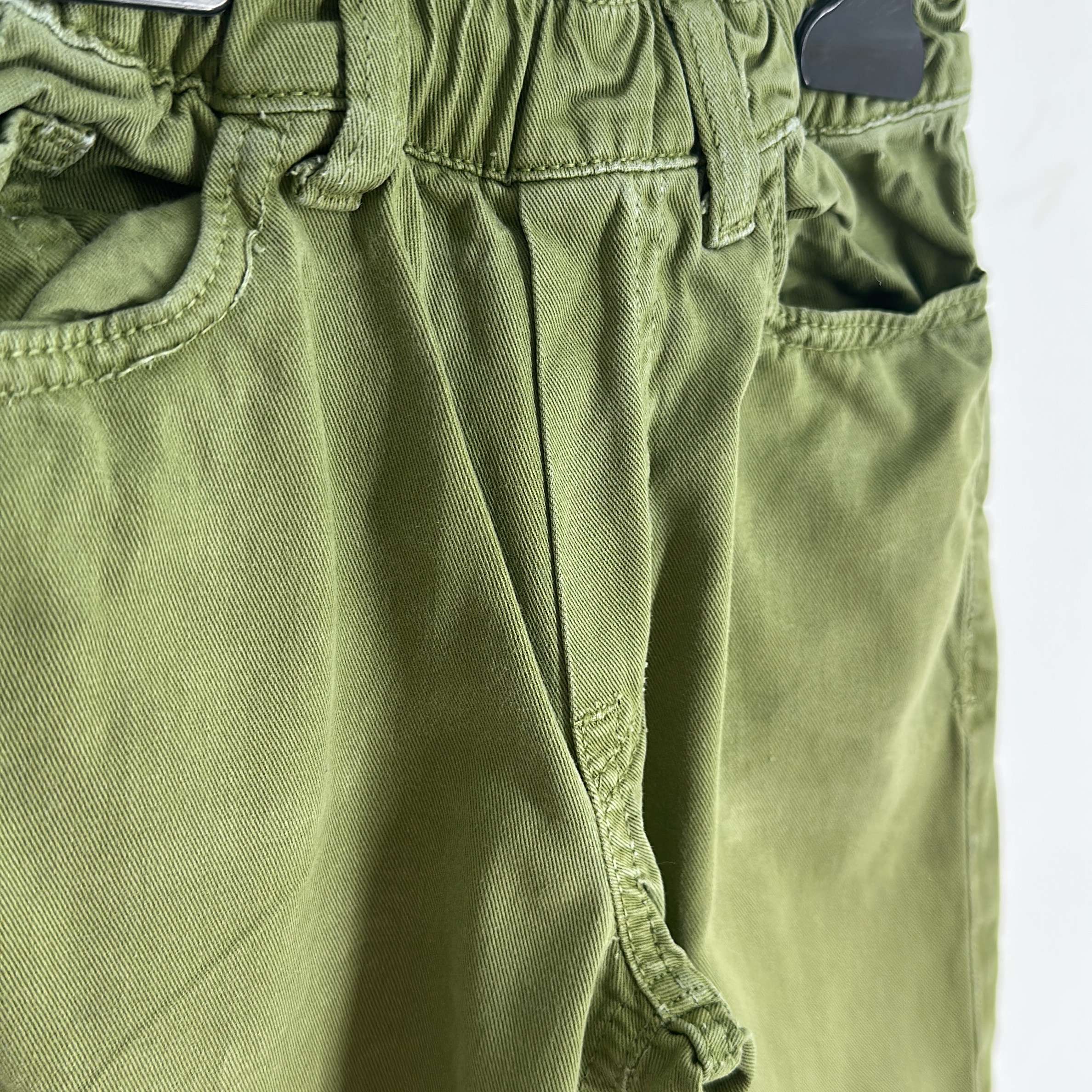 1-Pantalon American Outfitters 9 ans