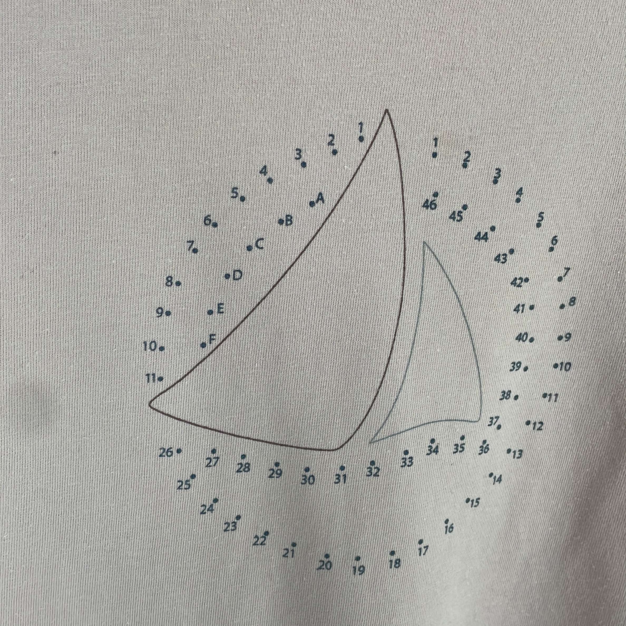 1-T-shirt manches courtes Petit Bateau 8 ans