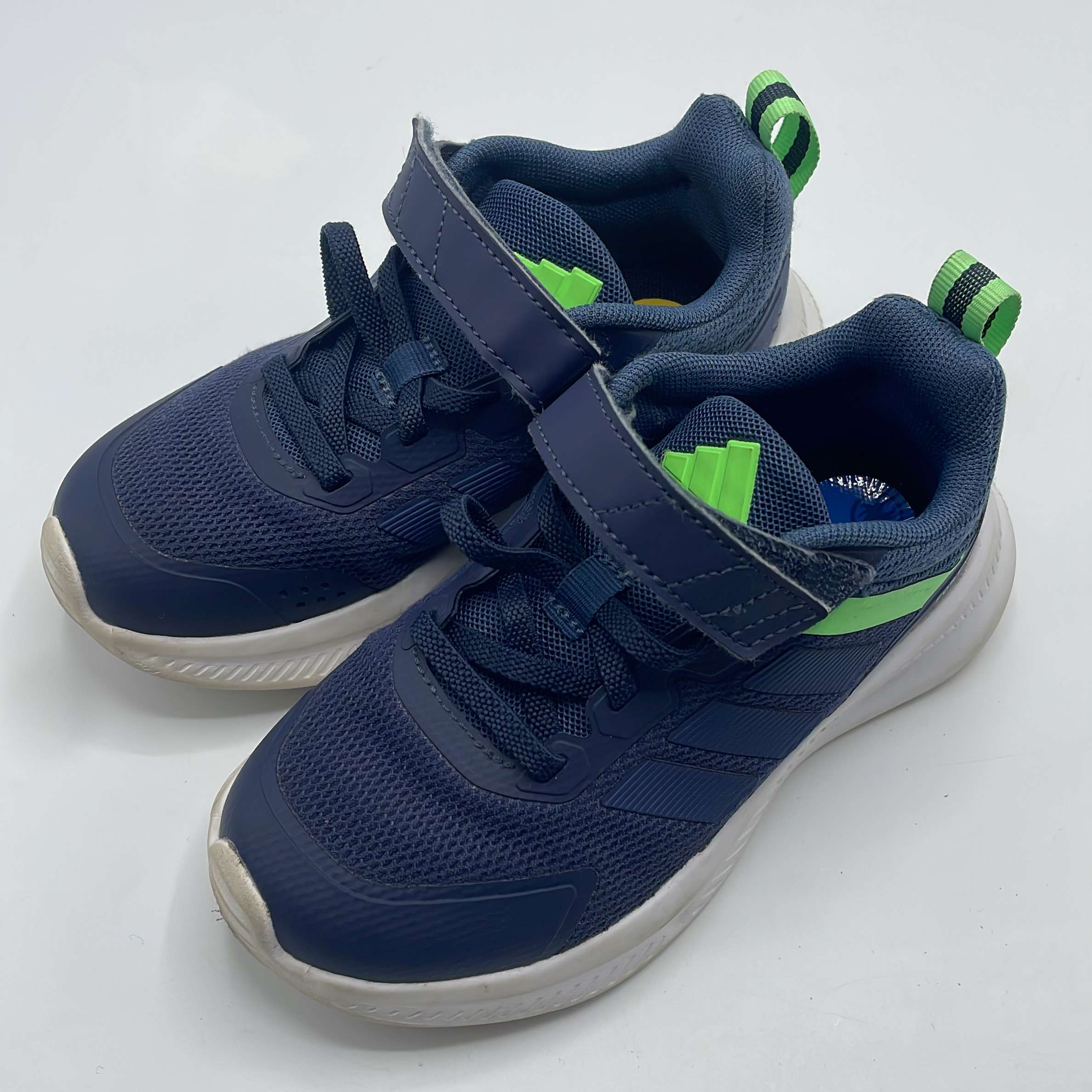 1-Chaussures Adidas Taille 28