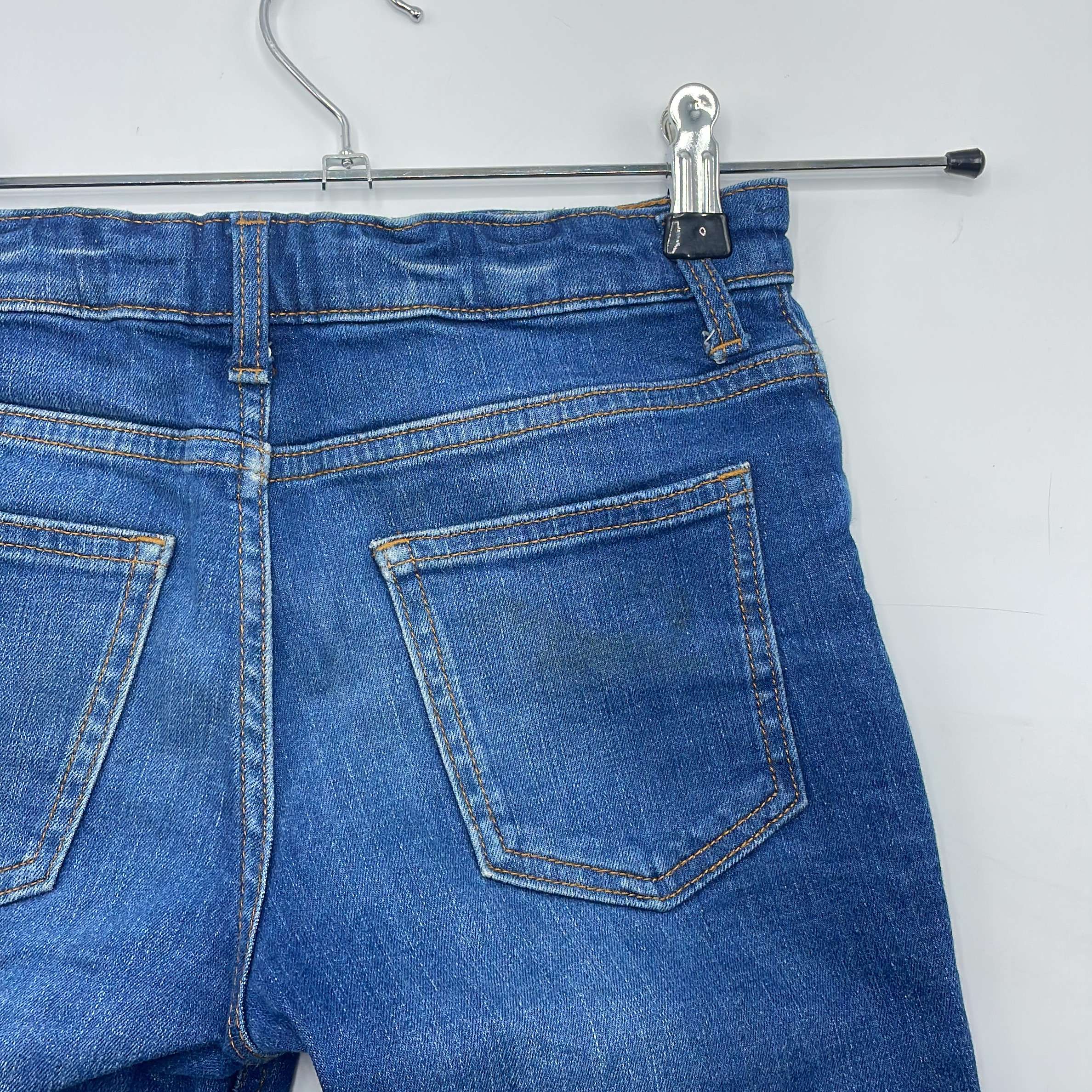 2-Short Next 8 ans