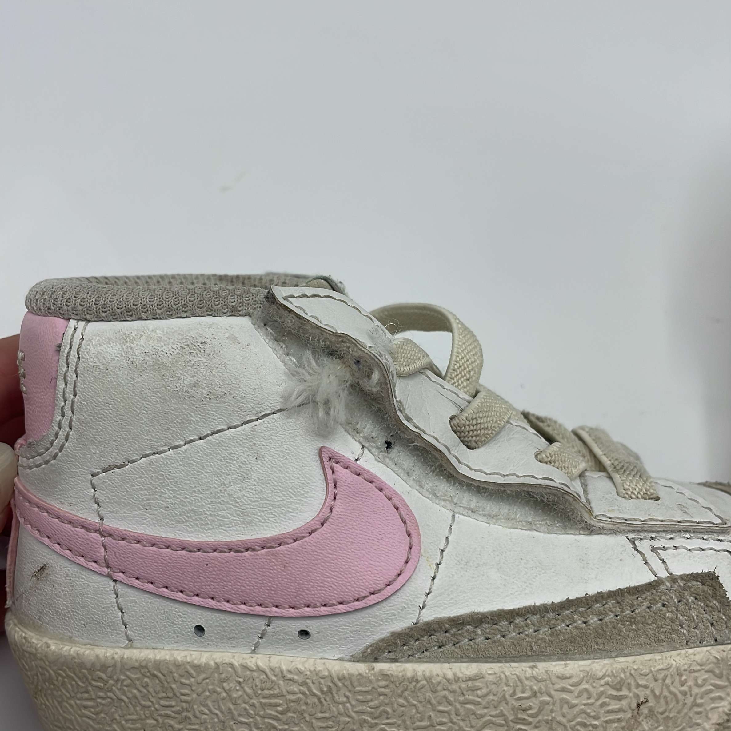 2-Chaussures Nike Taille 21