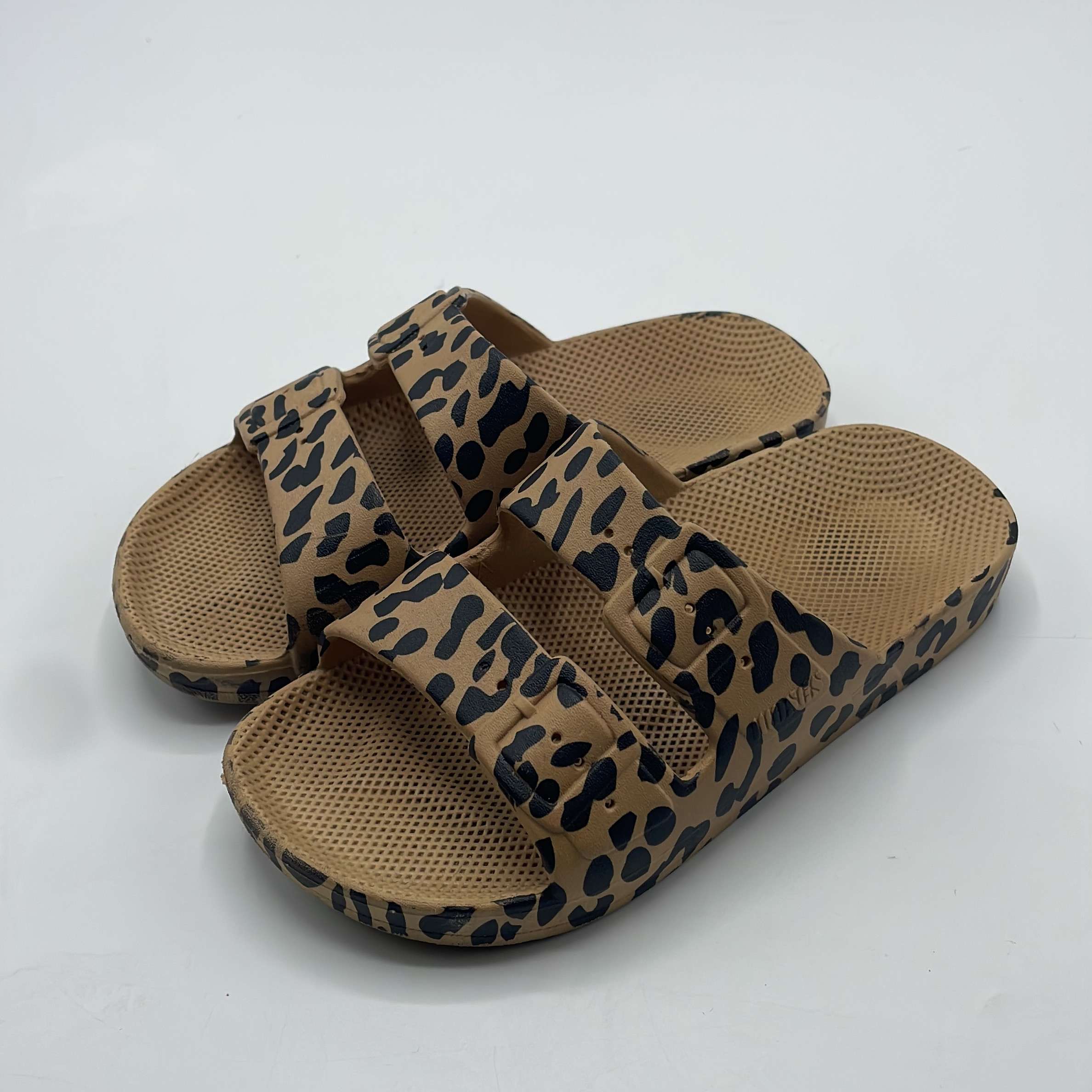 2-Chaussures Igor Taille 28