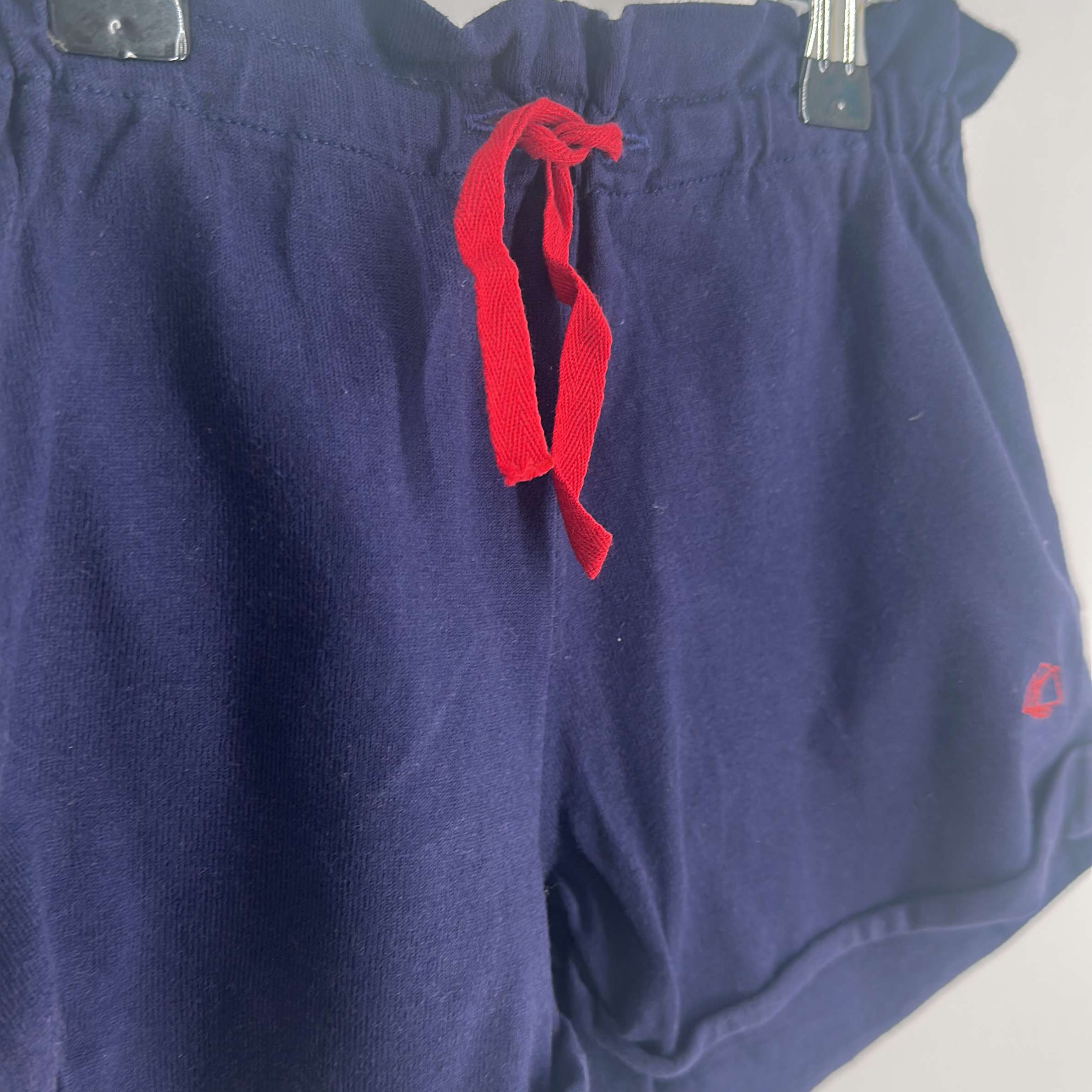 1-Short Petit Bateau 6 ans