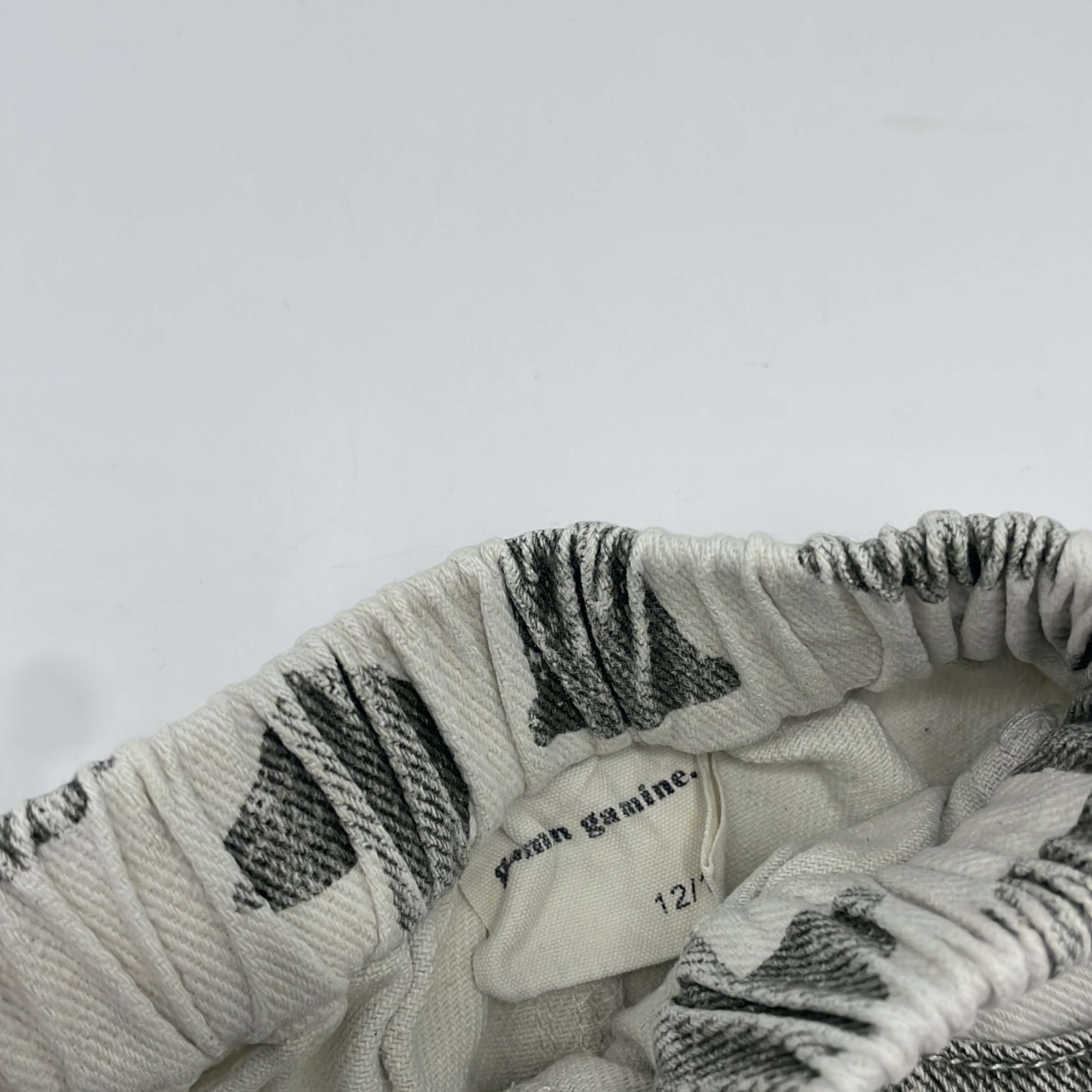 1-Pantalon Marque Inconnue 12 mois