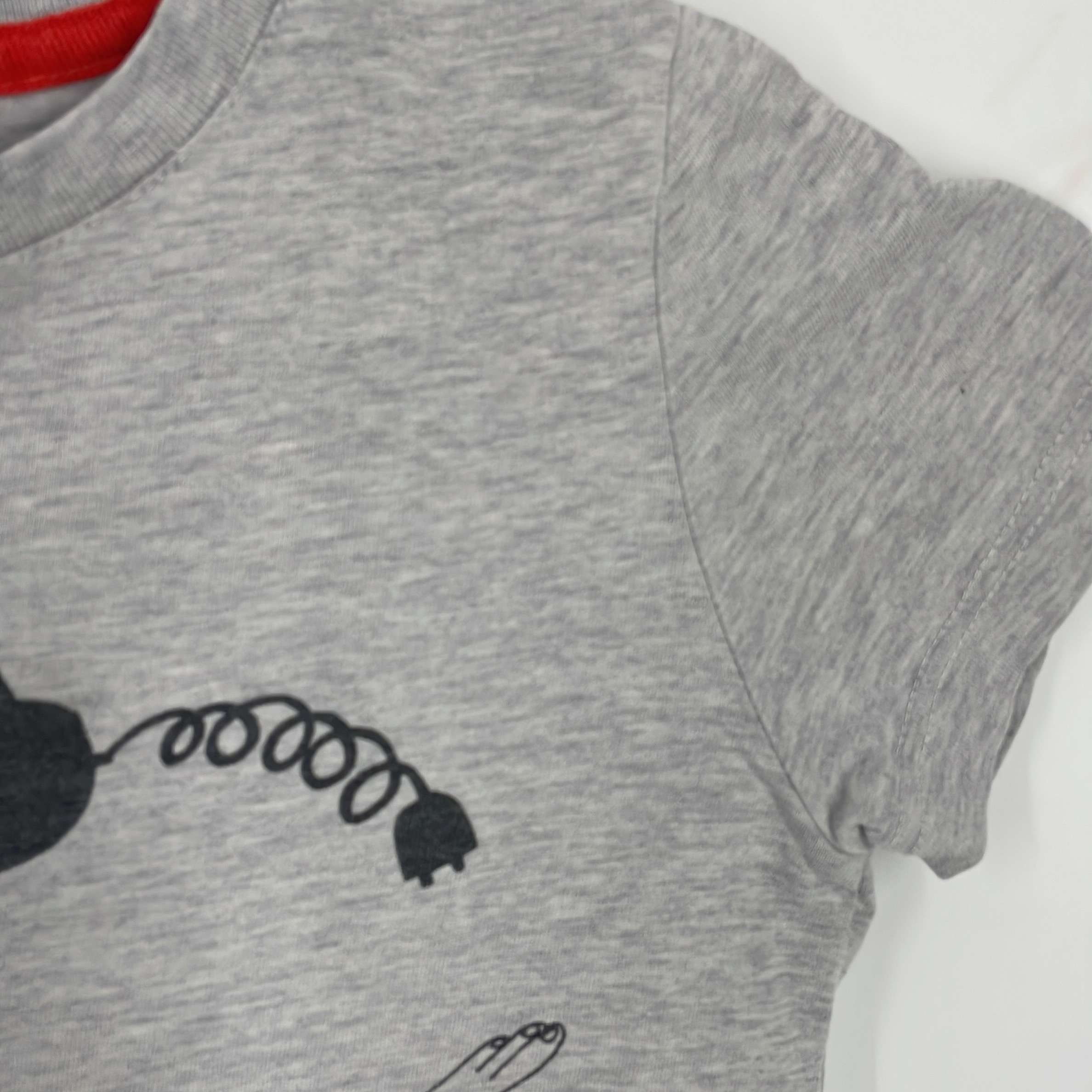2-T-shirt manches courtes Marc Jacob 4 ans