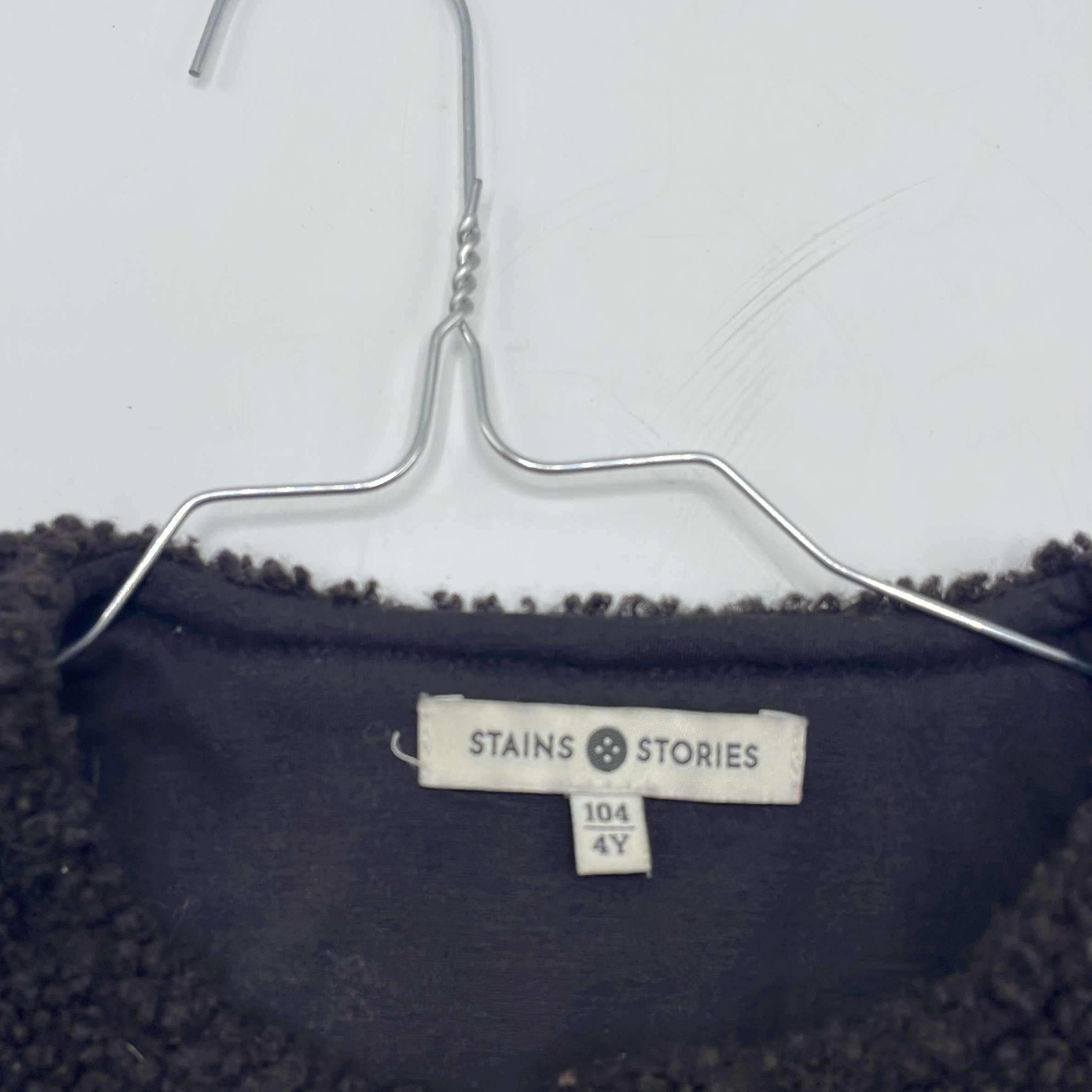 1-Gilet Marque Inconnue 4 ans