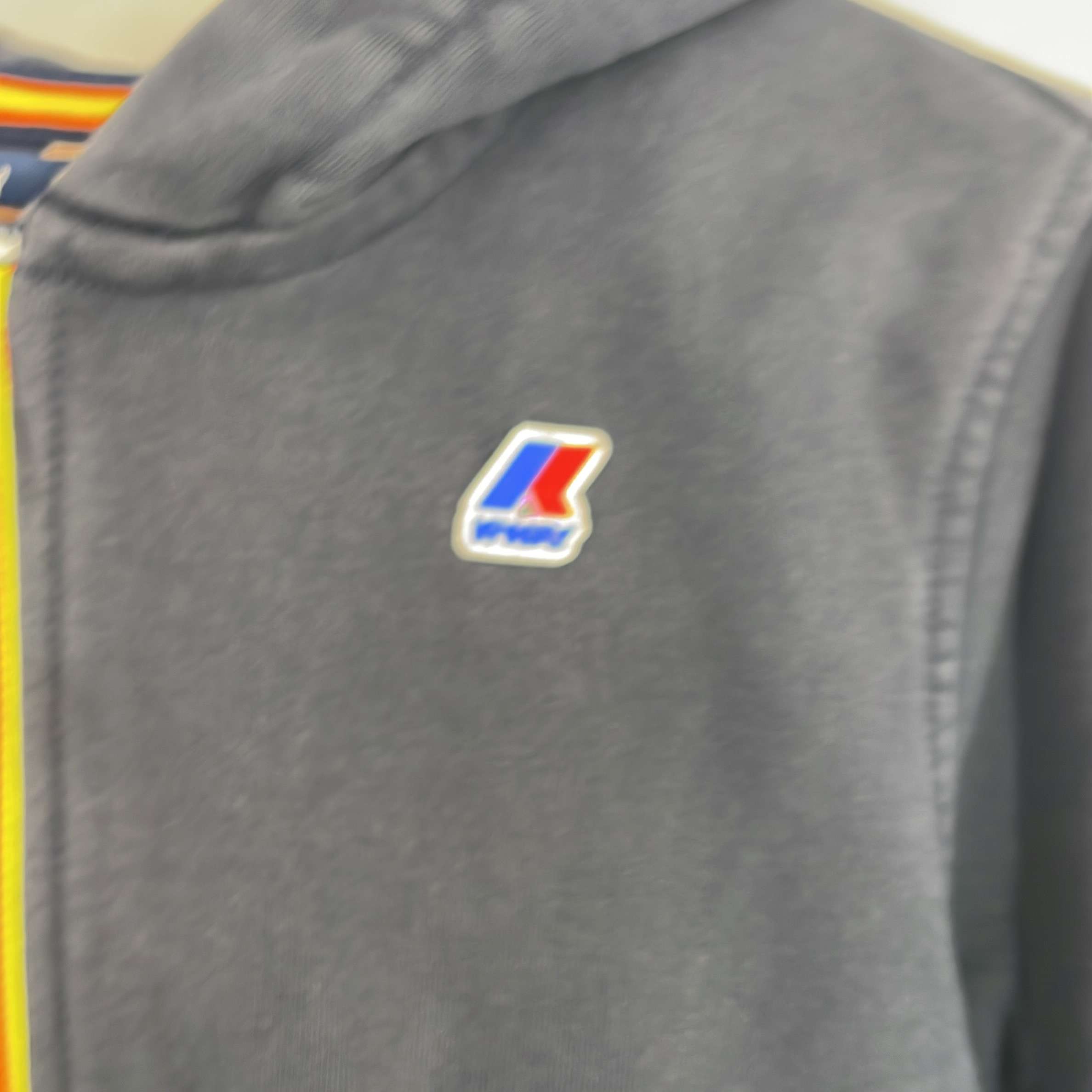 2-Sweat K-Way 12 ans