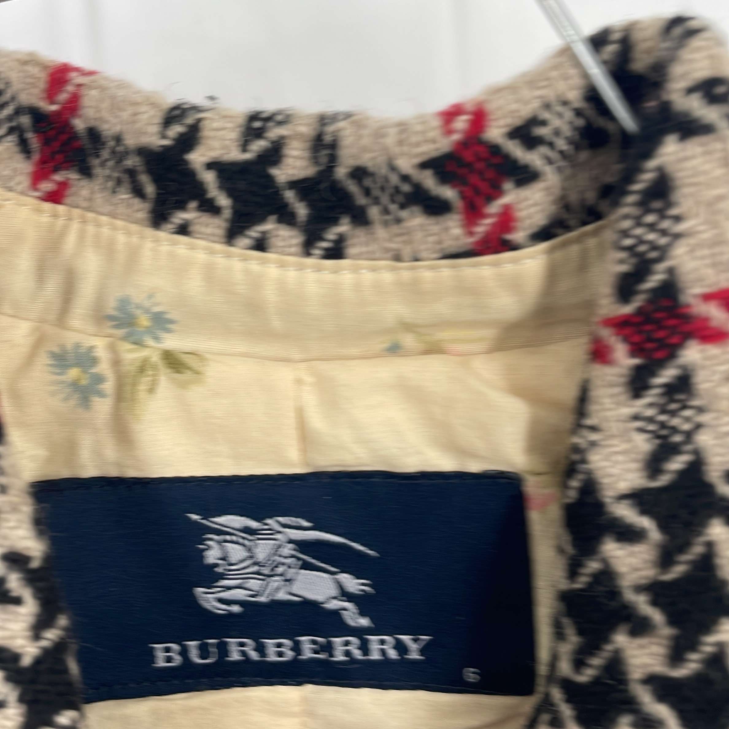 1-Veste/manteau Marque Inconnue 6 ans