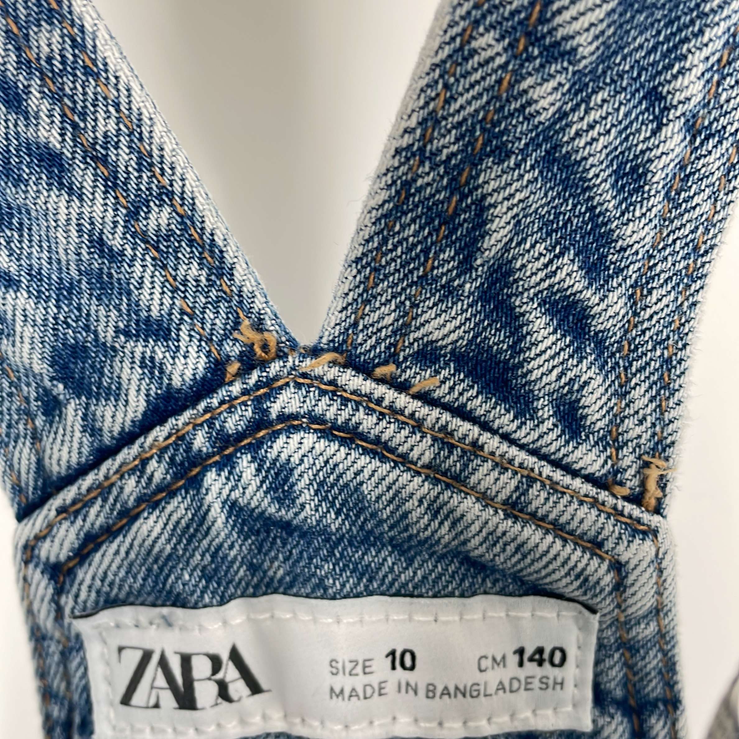 1-Salopette (longue) Zara Kids 10 ans
