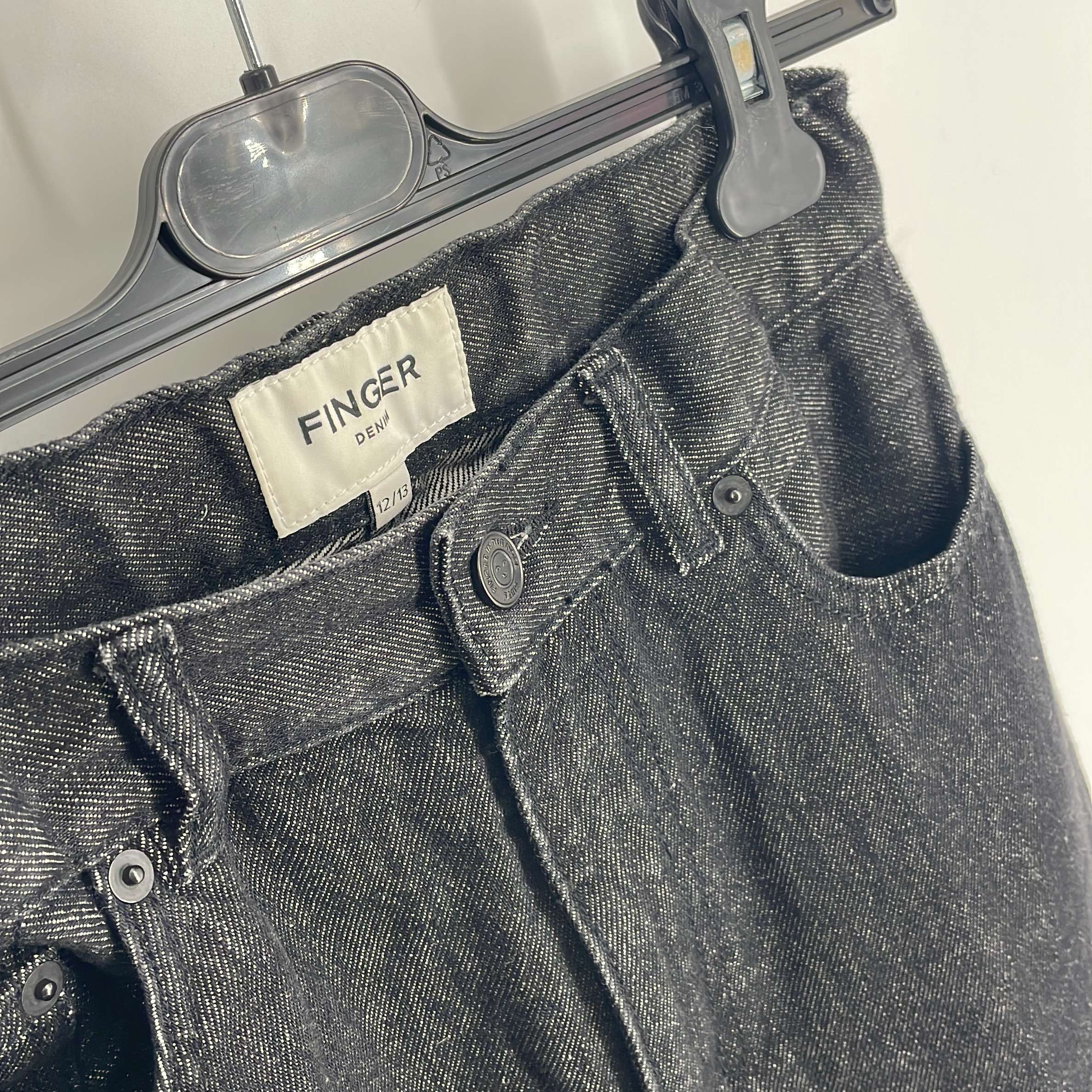 1-Jeans Marque Inconnue 12-13 Ans