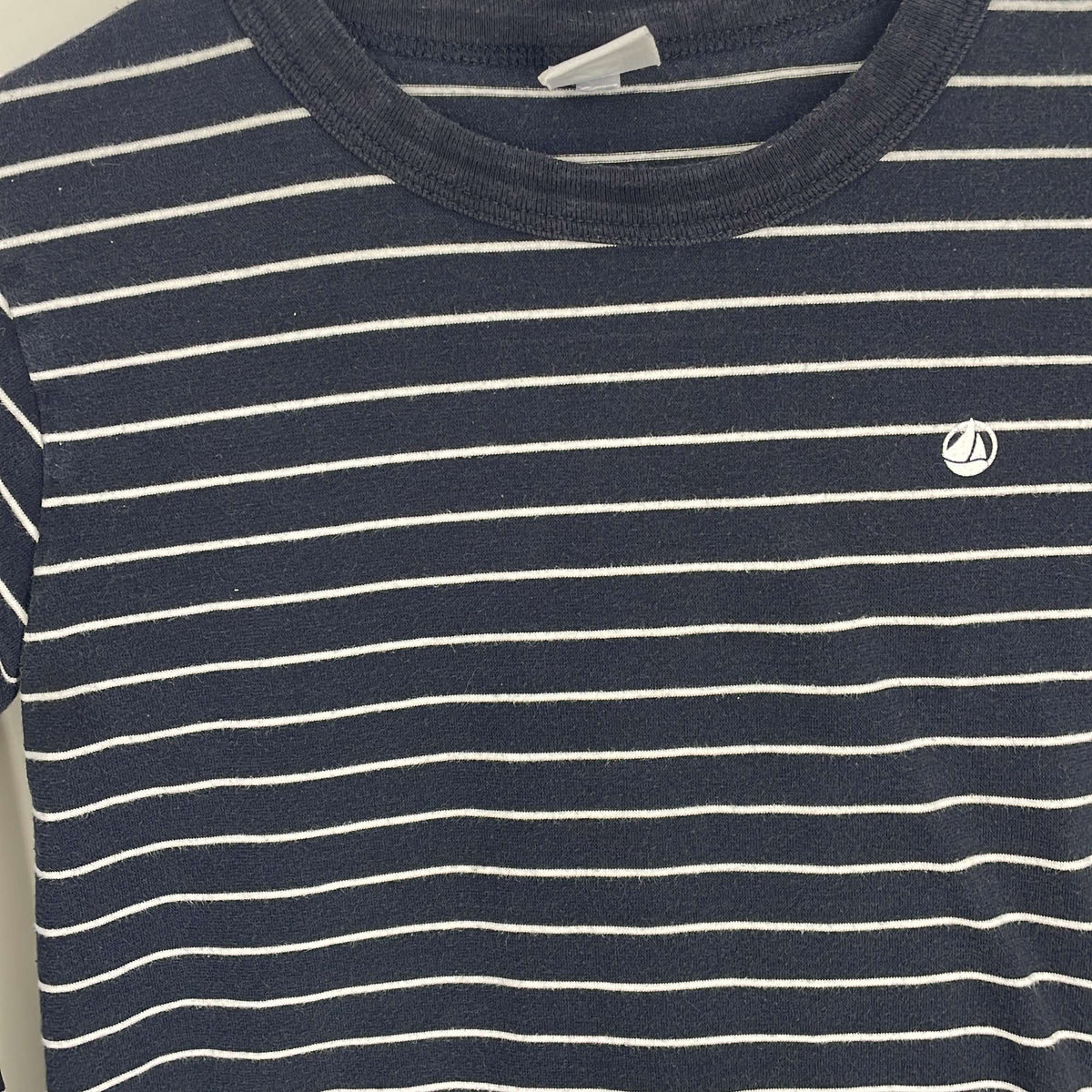 1-T-shirt manches longues Petit Bateau 8 ans