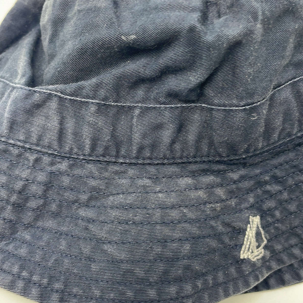 2-Chapeau/bob/casquette Petit Bateau 3-6 Mois