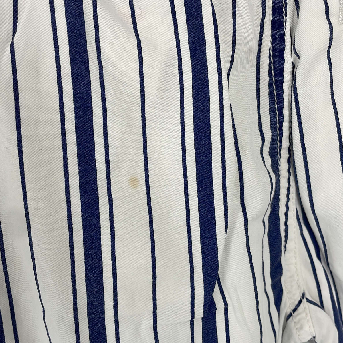 2-Pantalon American Outfitters 8 ans