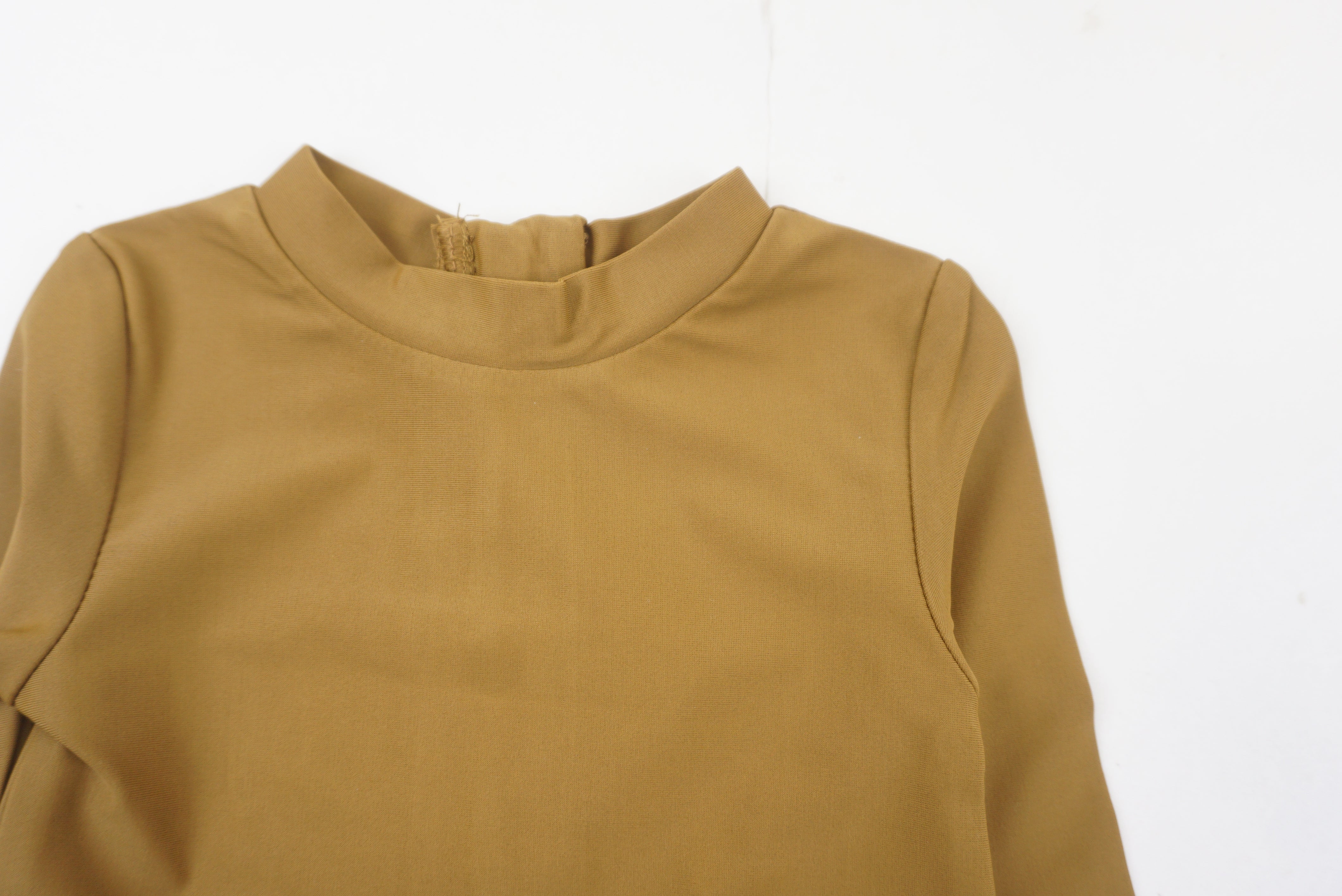 Combishort anti UV Moutarde - 6 mois (neuf)