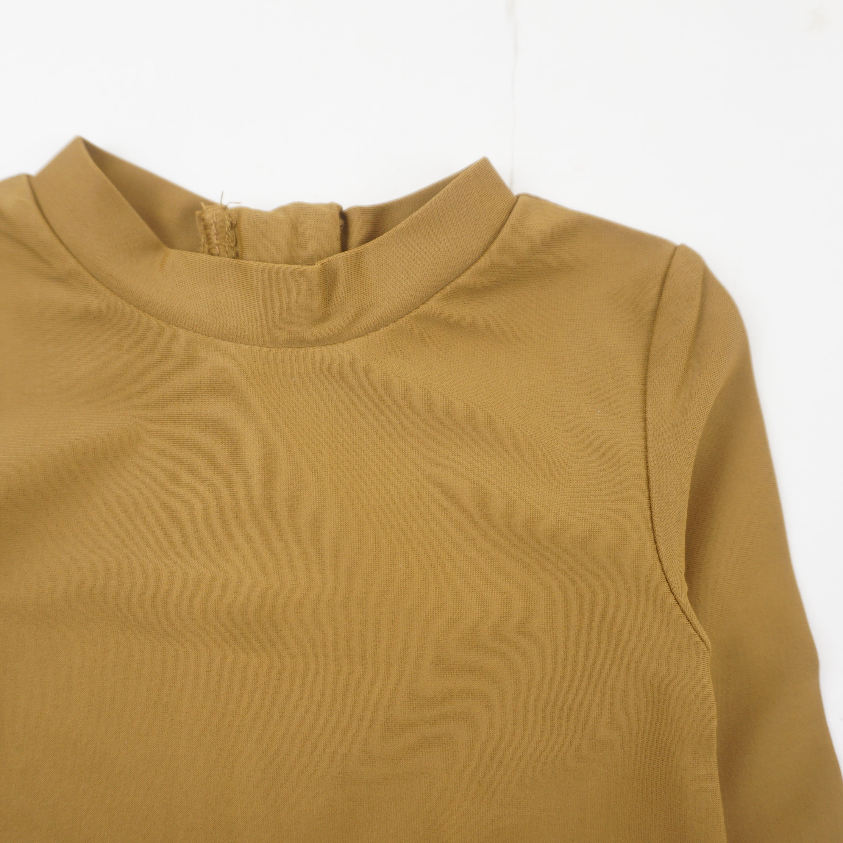 Combishort anti UV Moutarde - 6 mois (neuf)