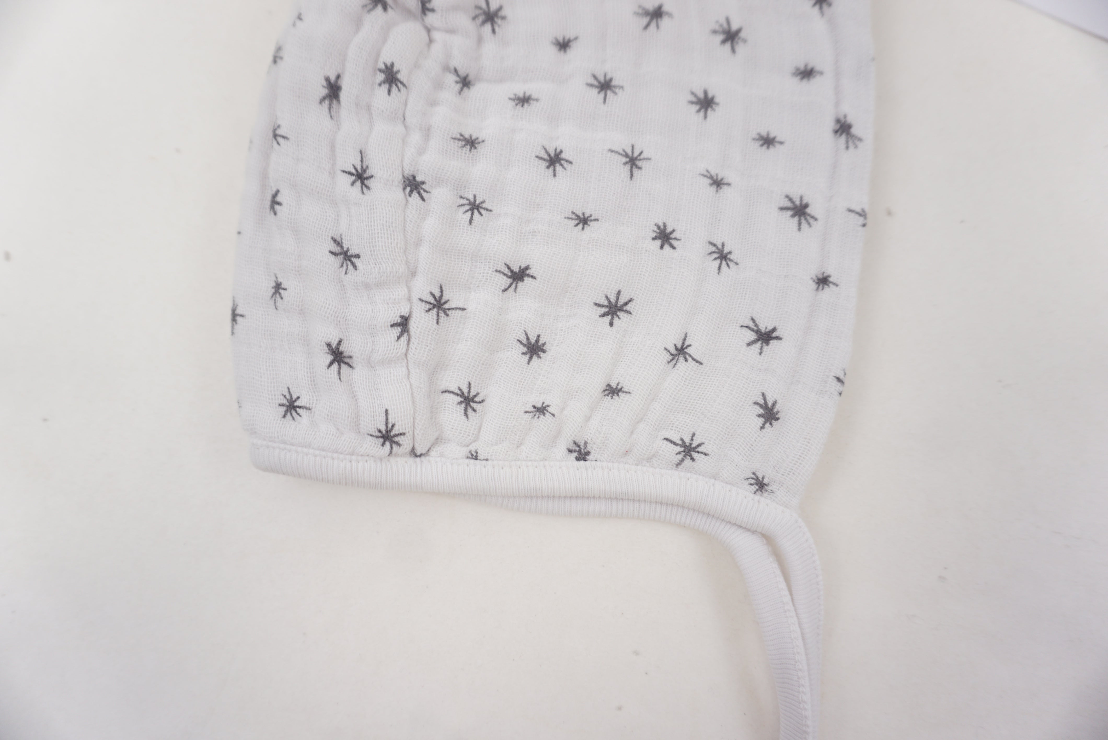 Béguin Multicolore - 6/12 mois (neuf)