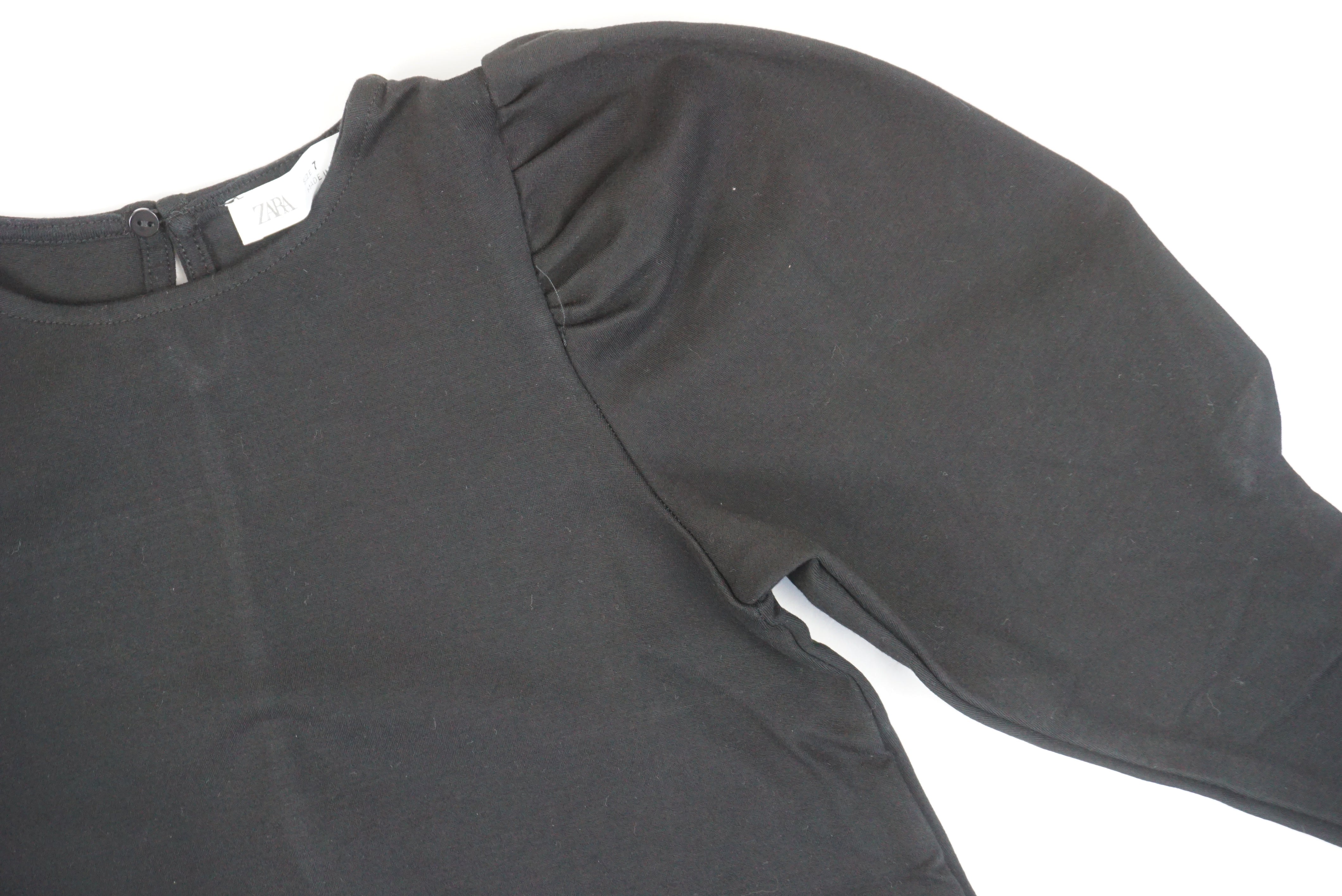 Robe Noir - 7 ans