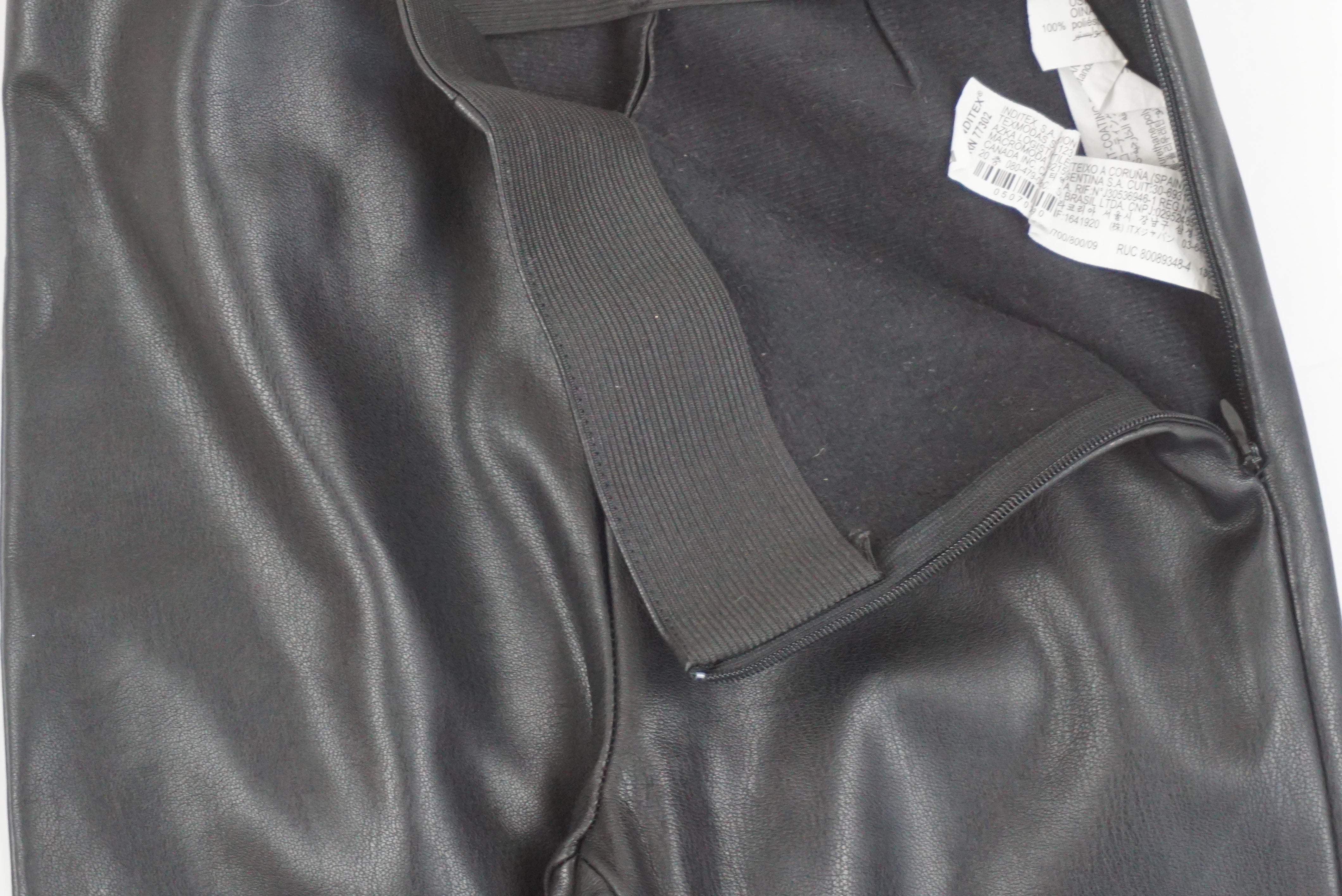 Pantalon Noir - 9 ans