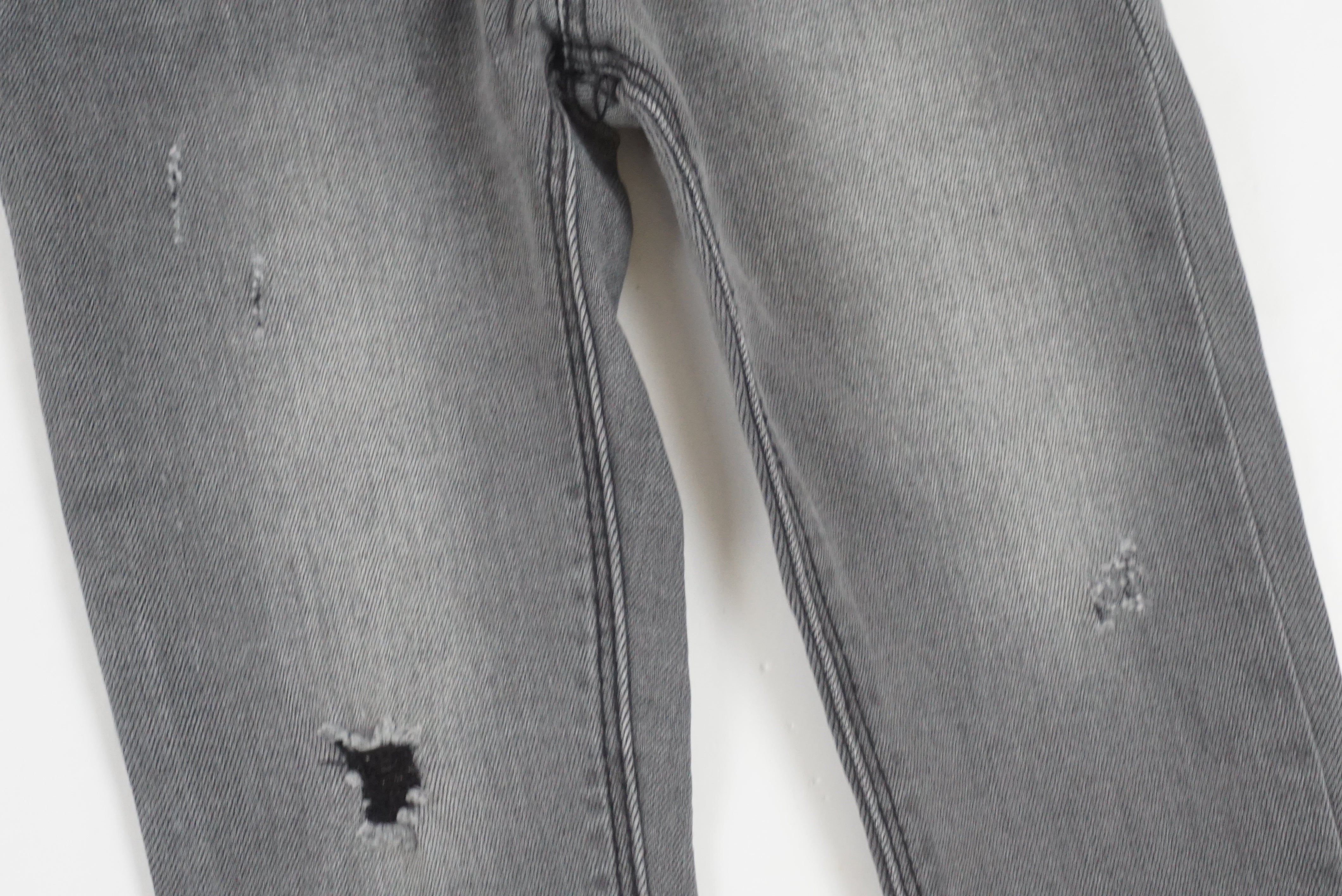 Jean Gris - 18/24 mois