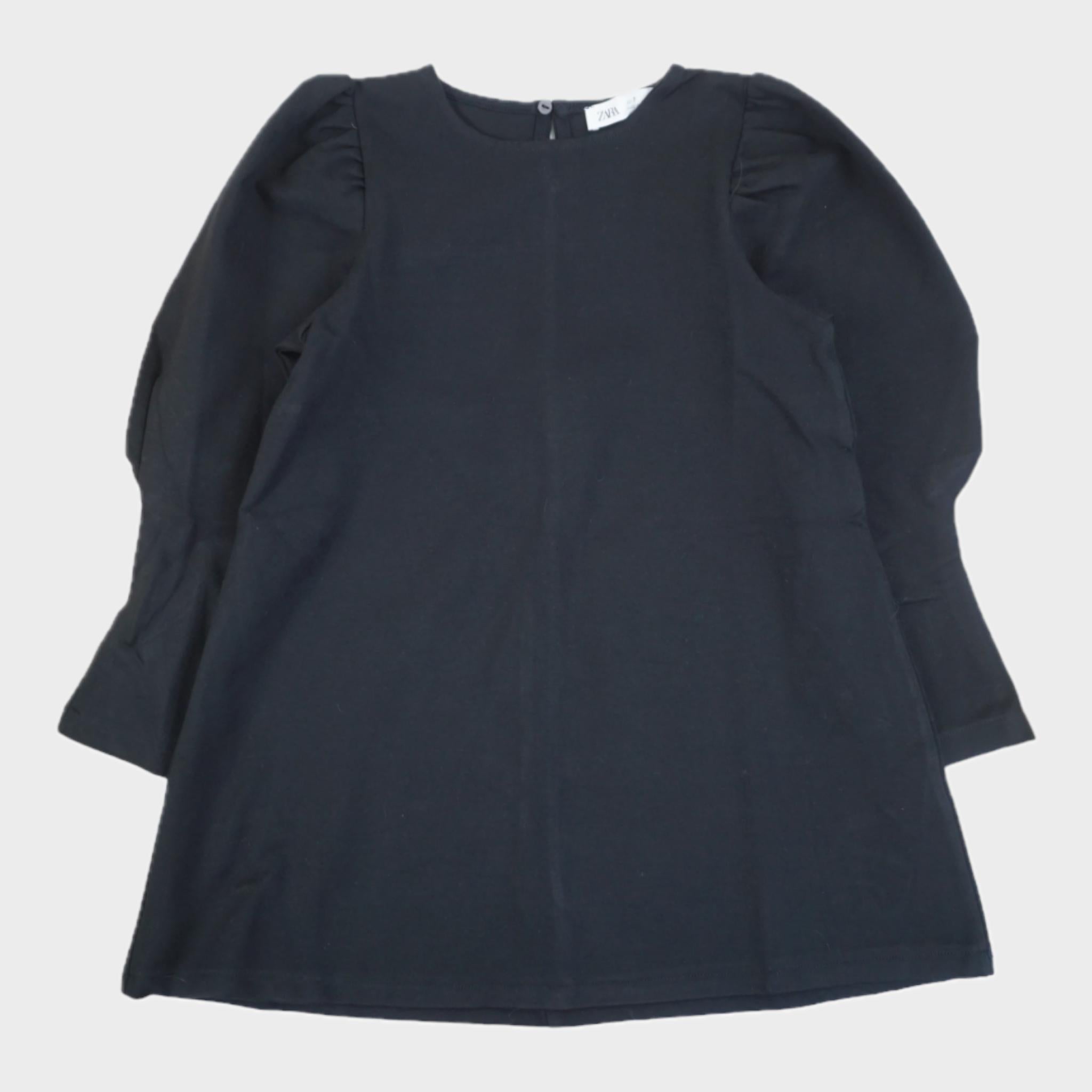Robe Noir - 7 ans