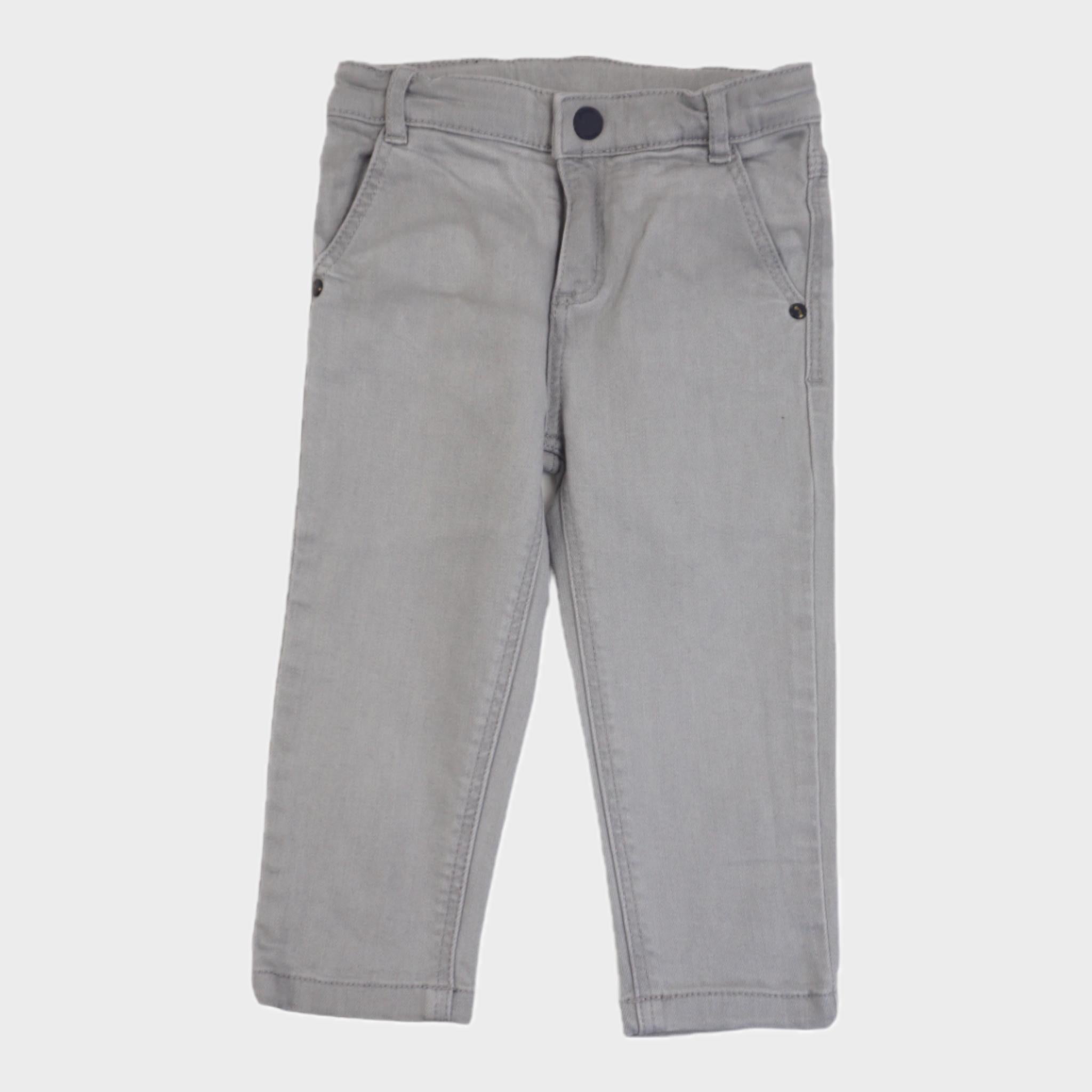 Jean Gris - 18 mois